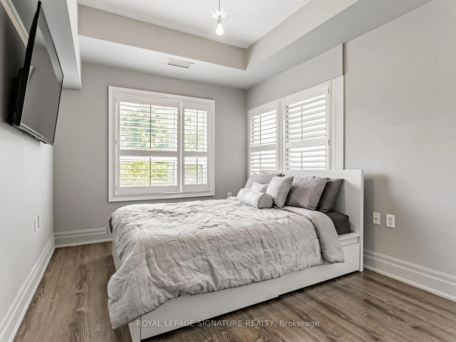 8201 Islington Avenue, #326