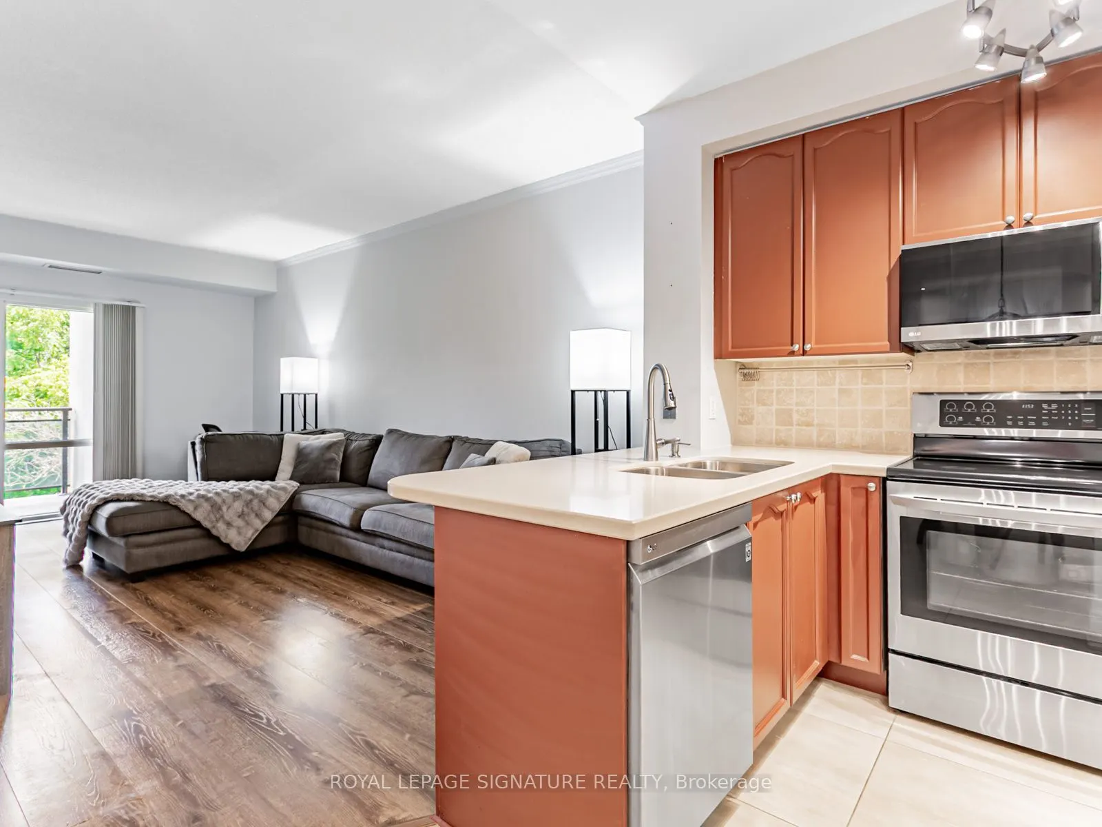 8201 Islington Avenue, #326