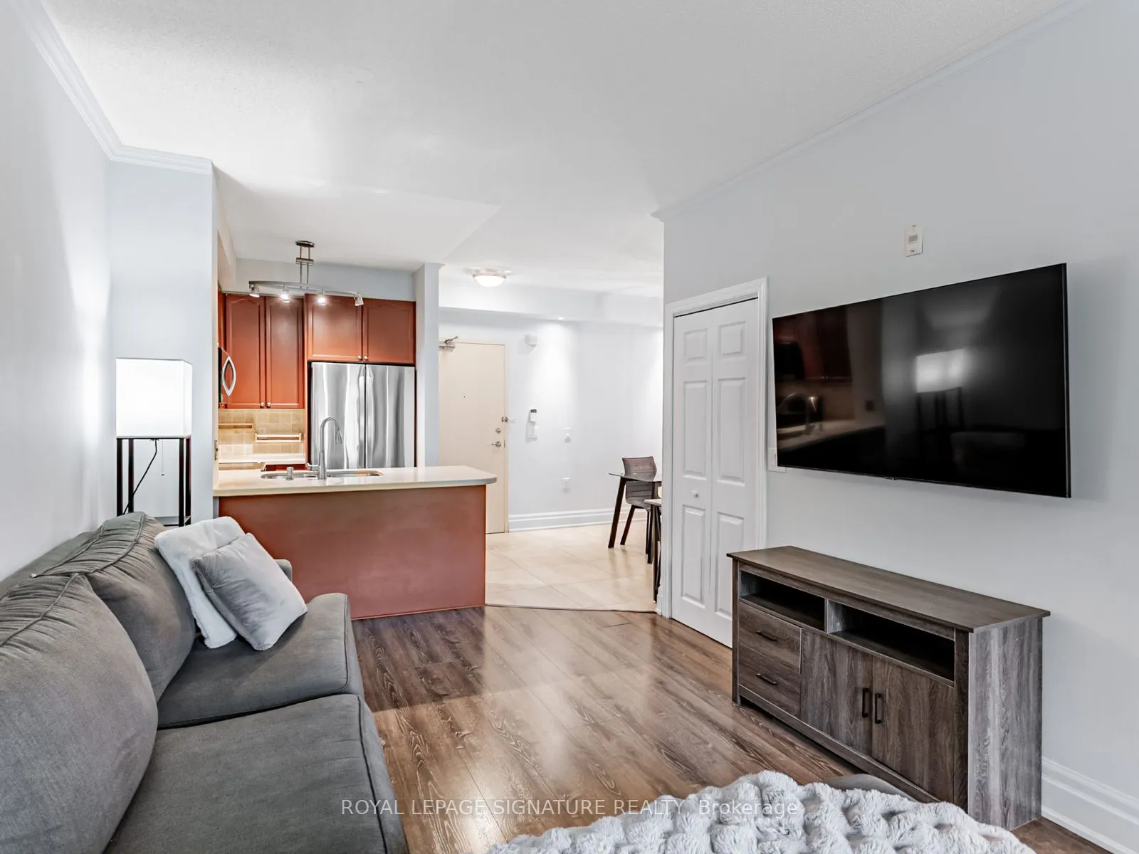 8201 Islington Avenue, #326