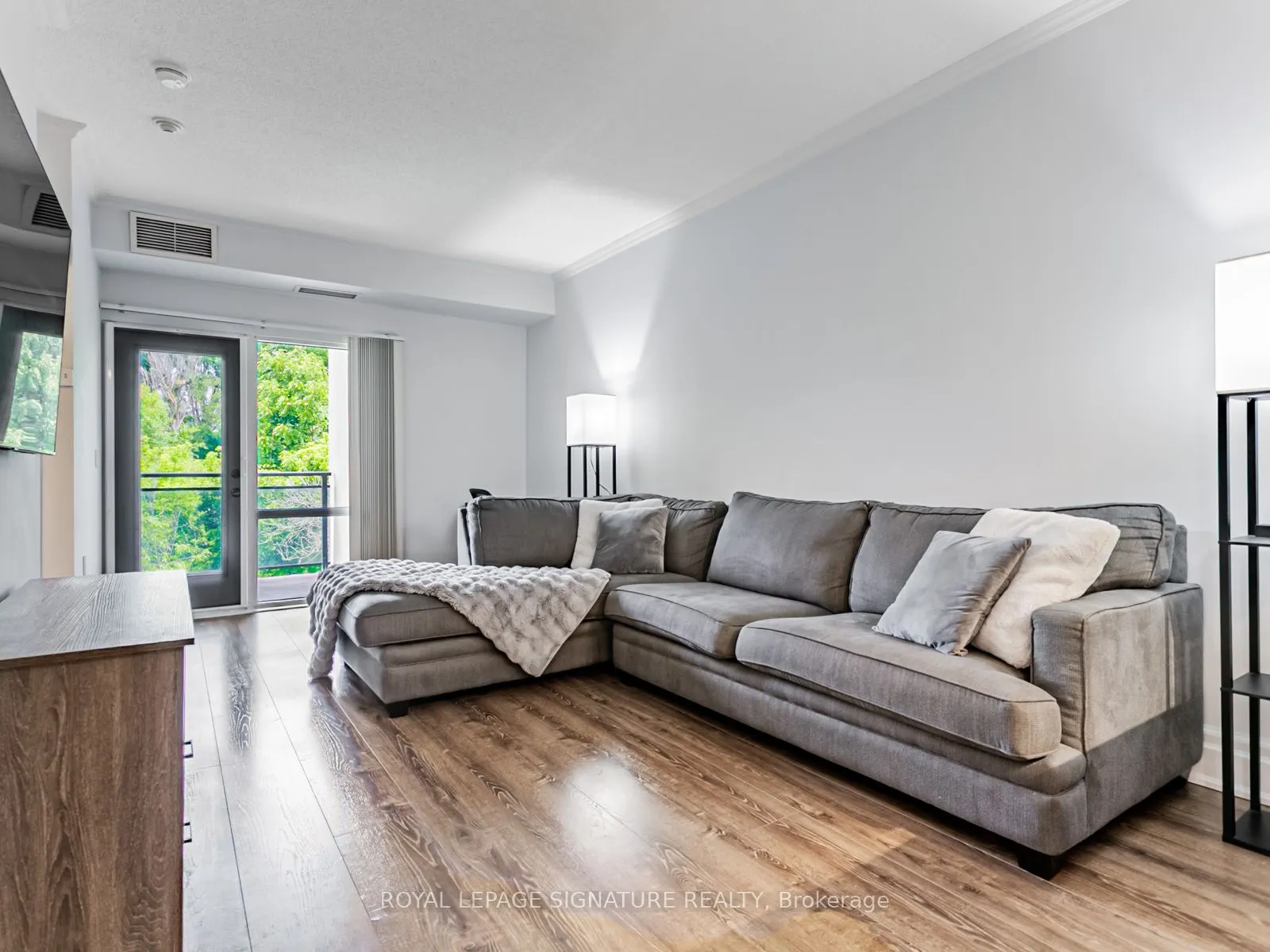 8201 Islington Avenue, #326