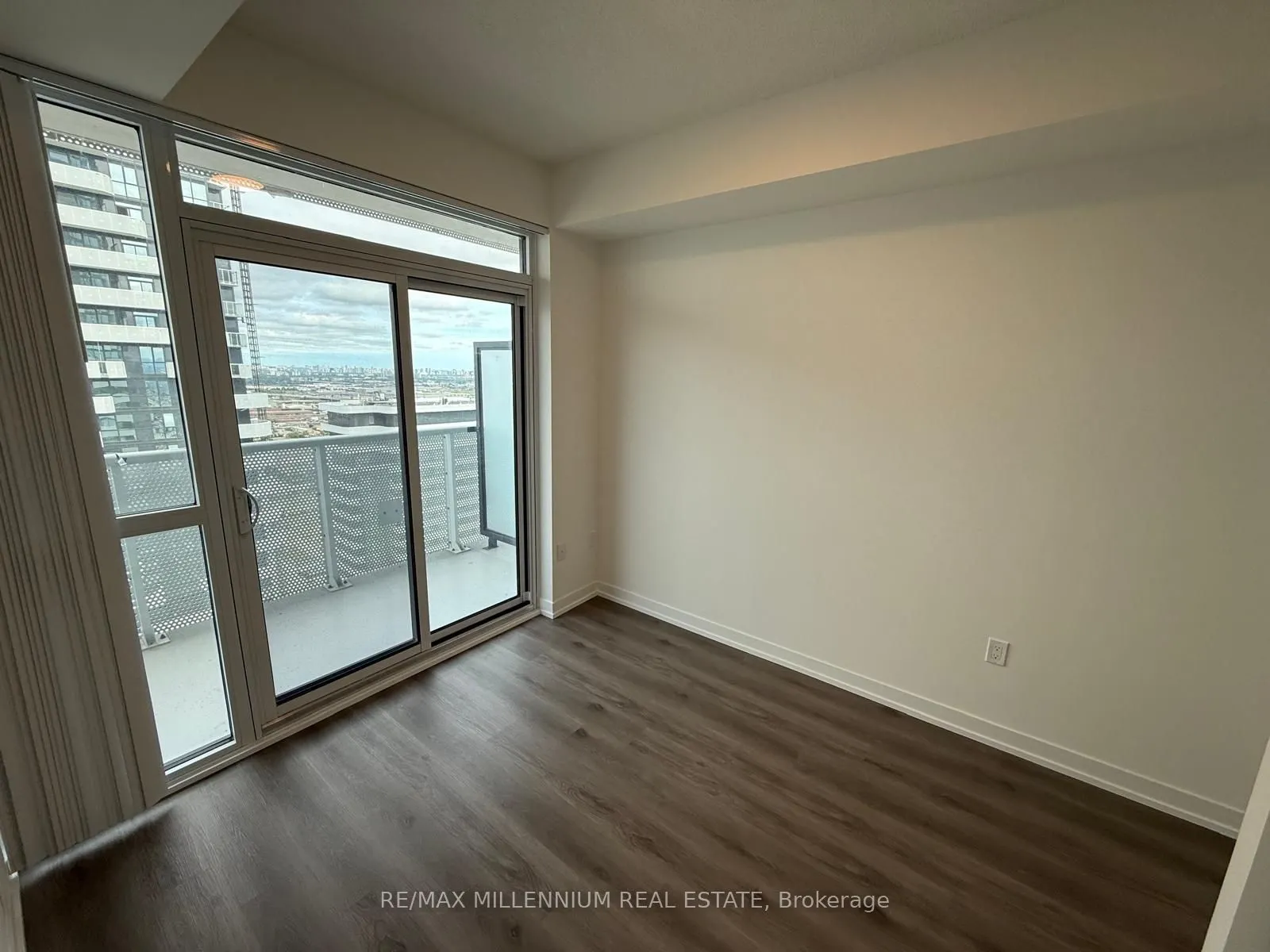 225 Commerce Street, #5215