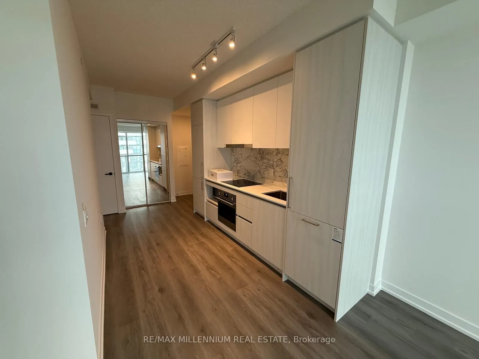 225 Commerce Street, #5215