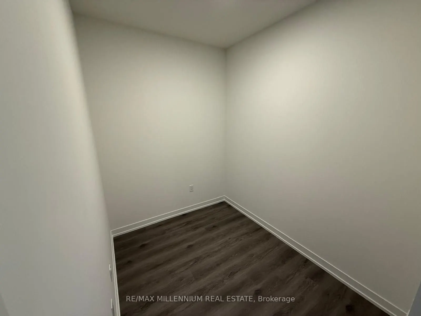 225 Commerce Street, #5215