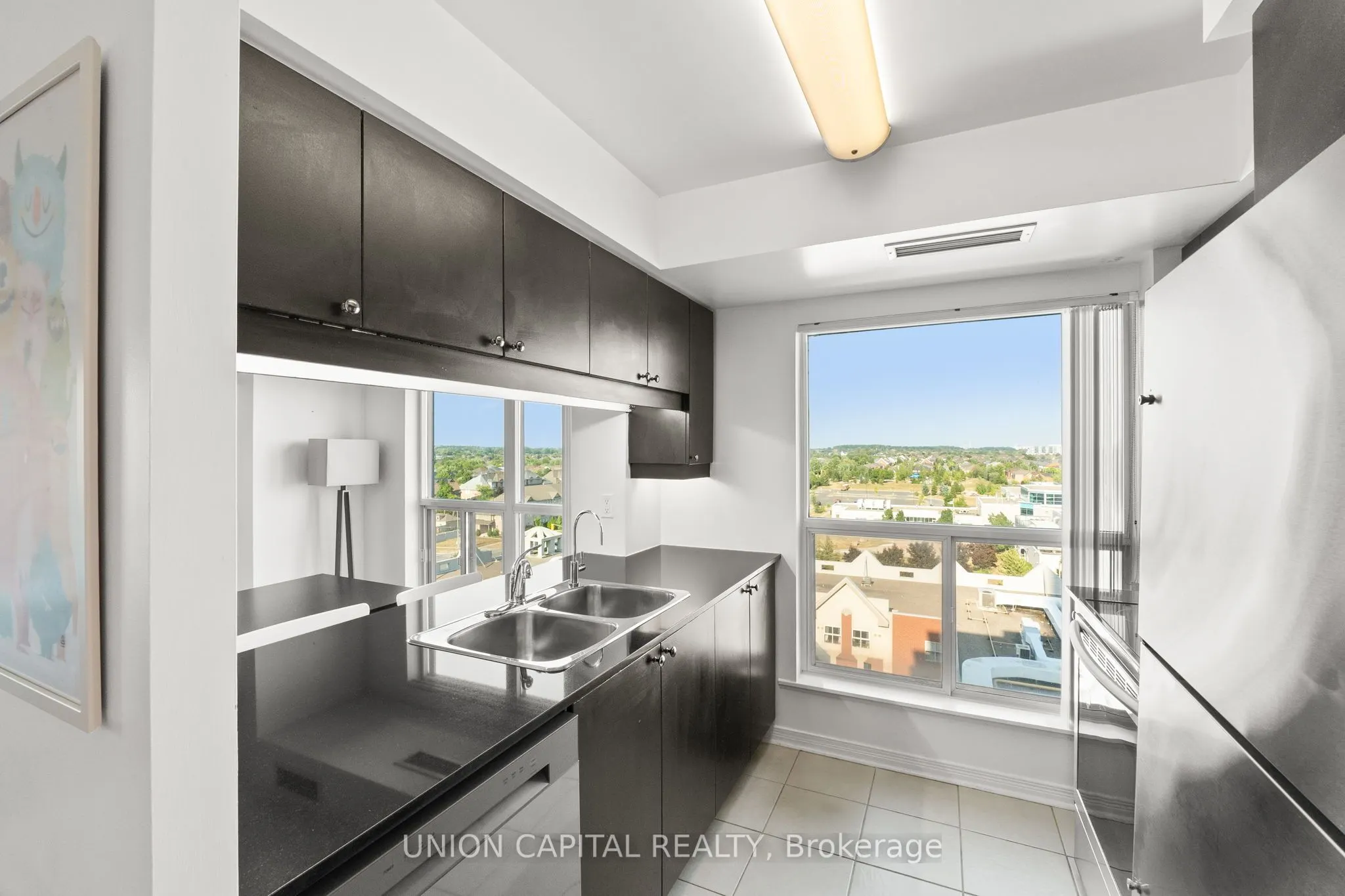 185 Oneida Crescent, #1017