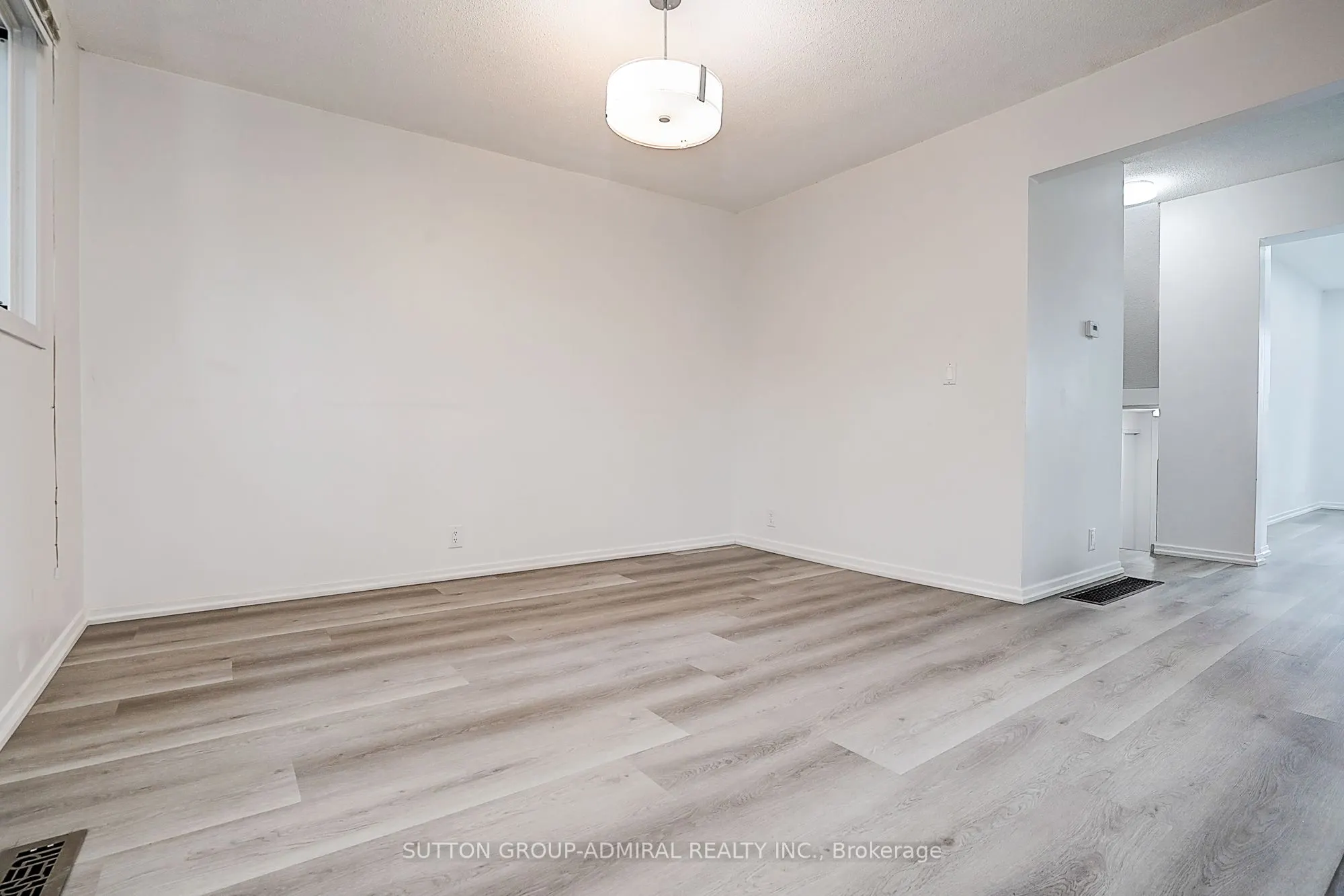50 Dana Crescent