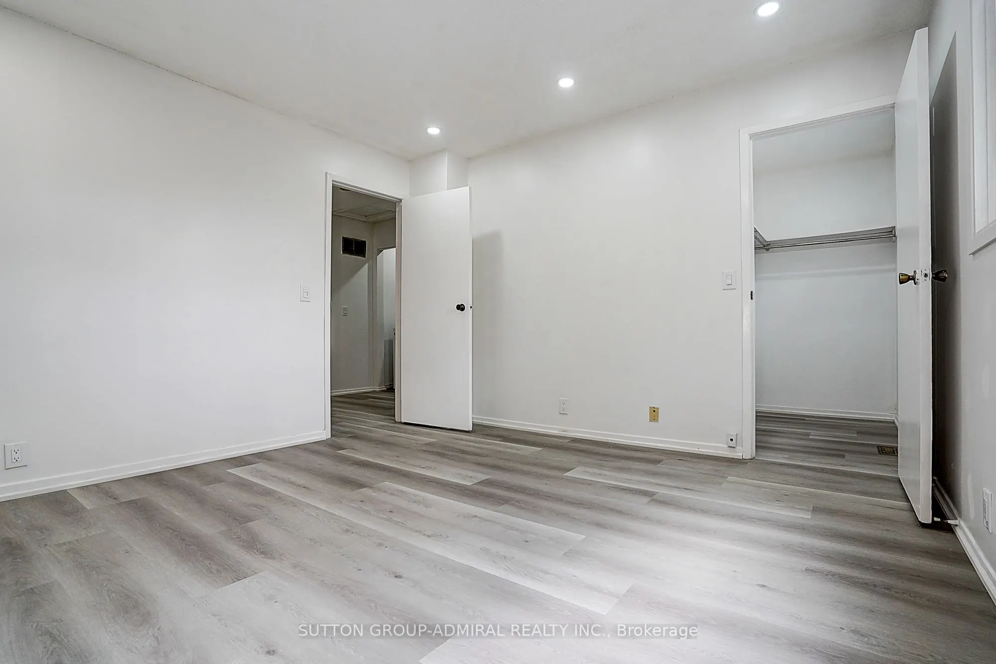 50 Dana Crescent