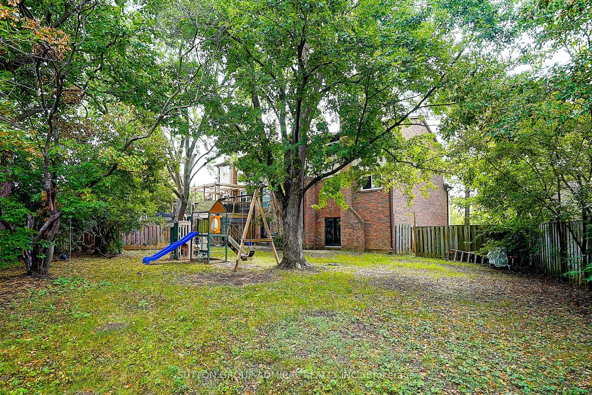 50 Dana Crescent