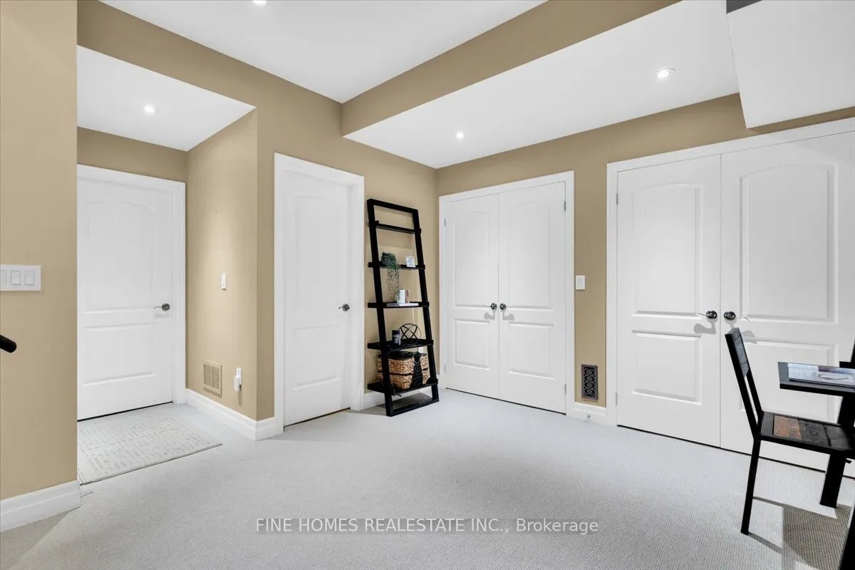 80 North Park Road, #6