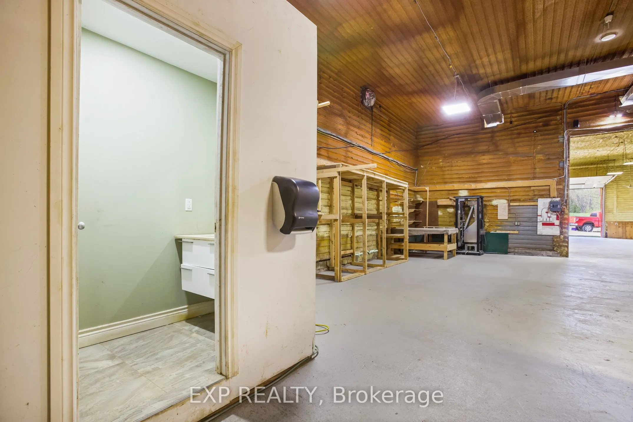1153 Canal Road, #- Barn