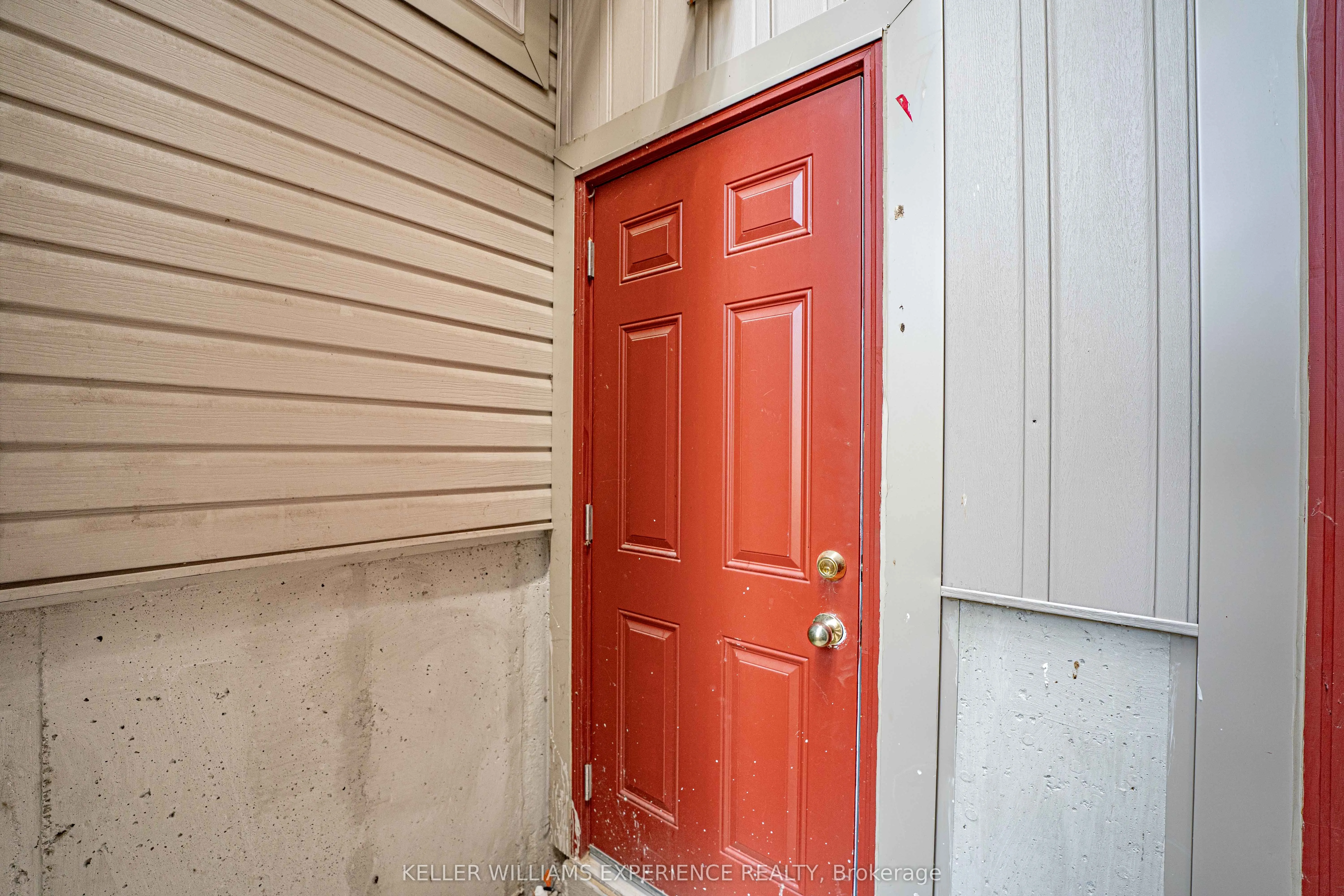 9 GREENWOOD Drive