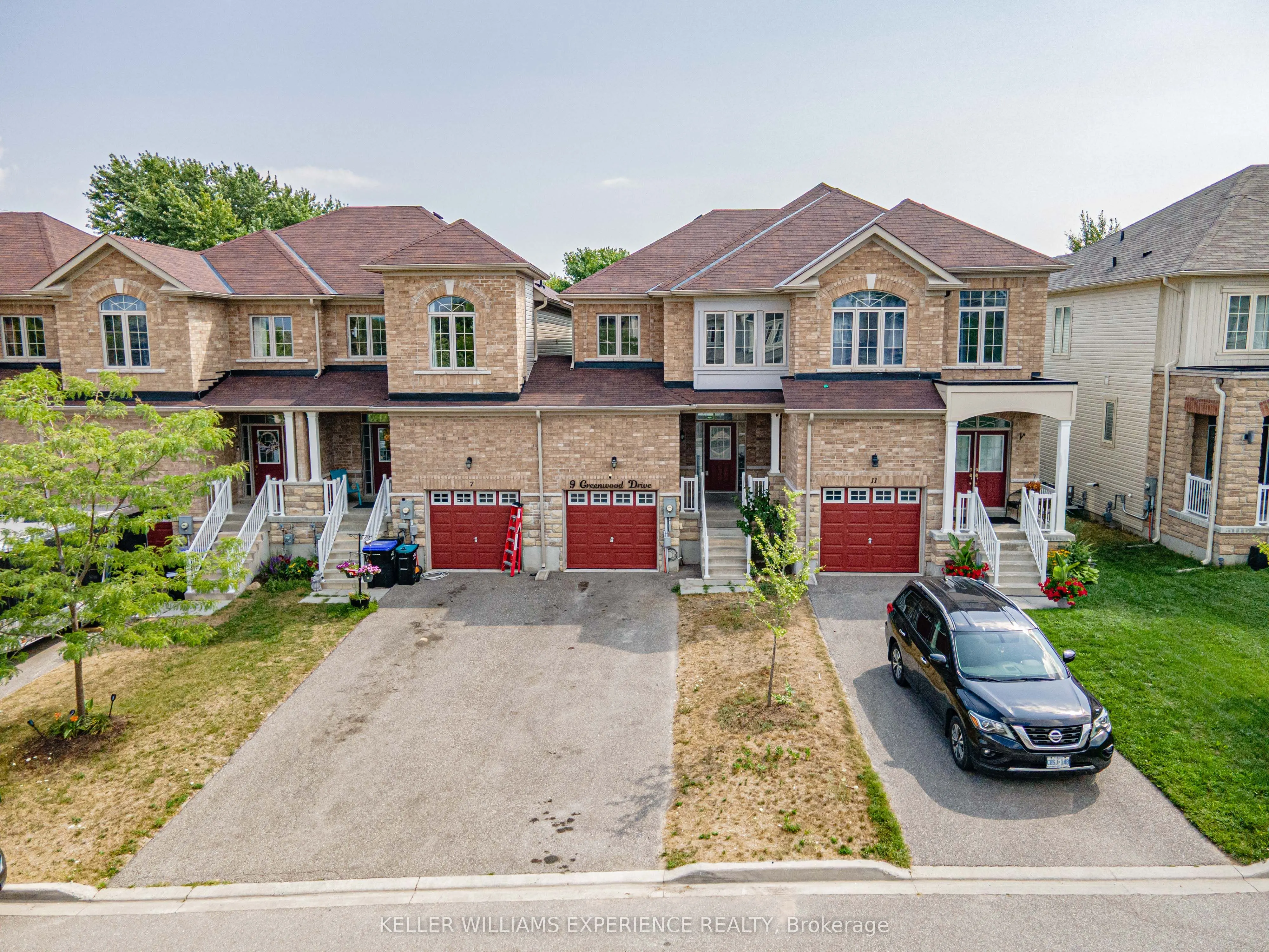 9 GREENWOOD Drive