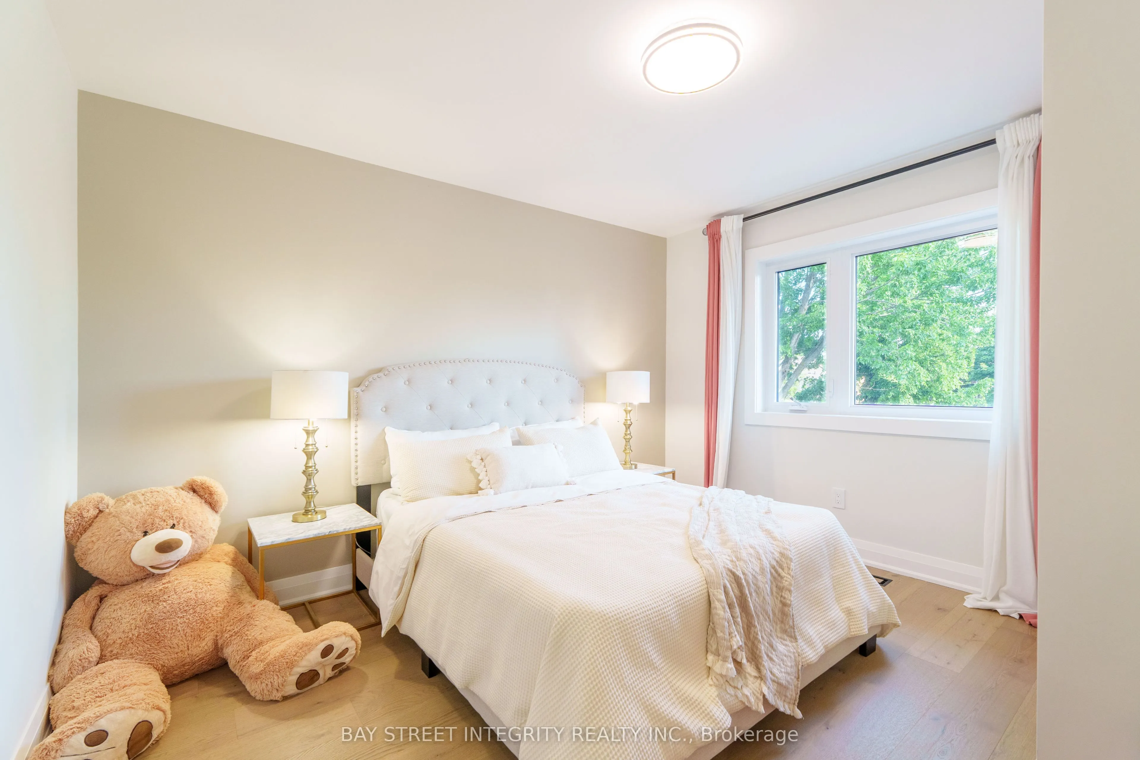 2247 Rodick Road
