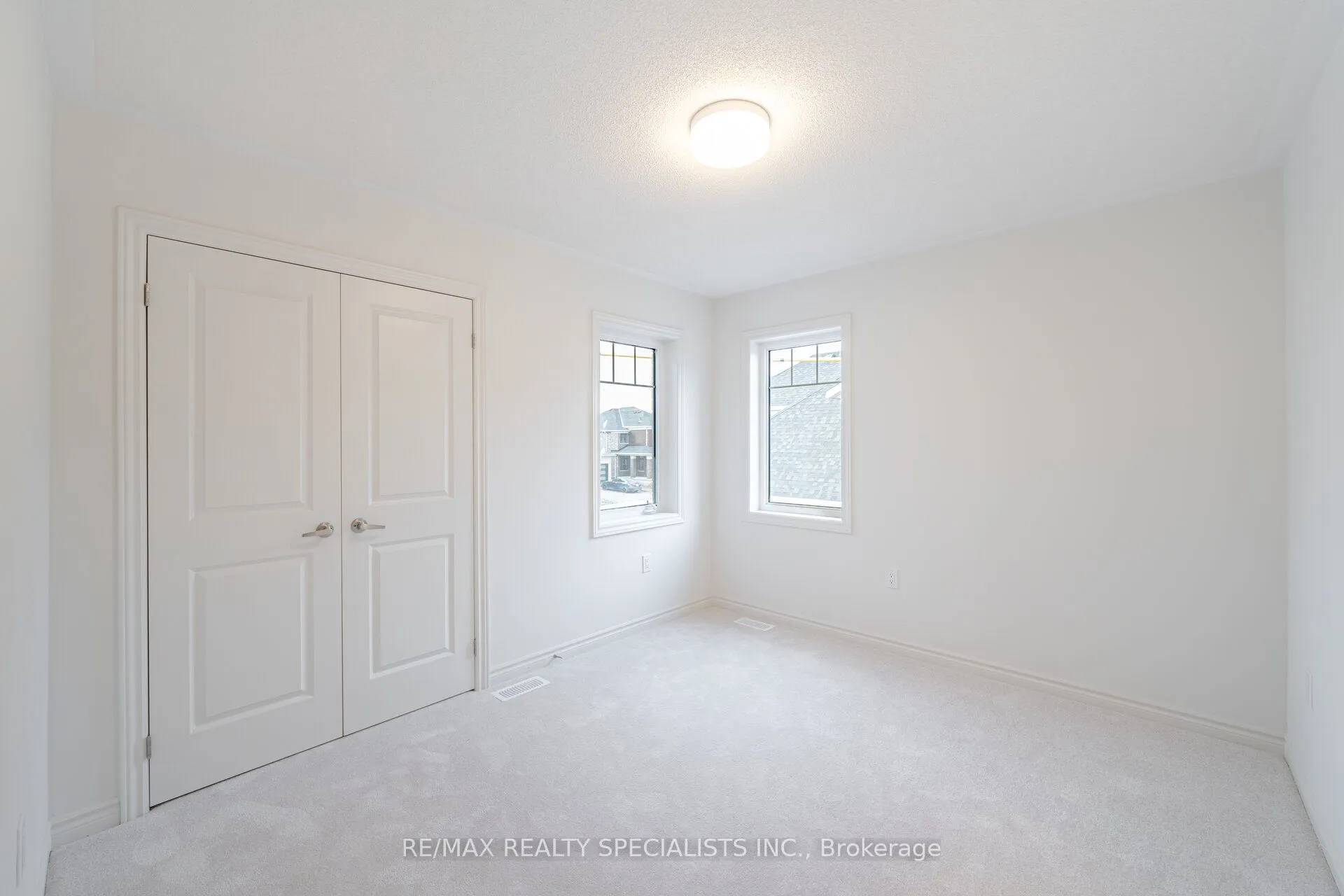 46 Sparrow Way