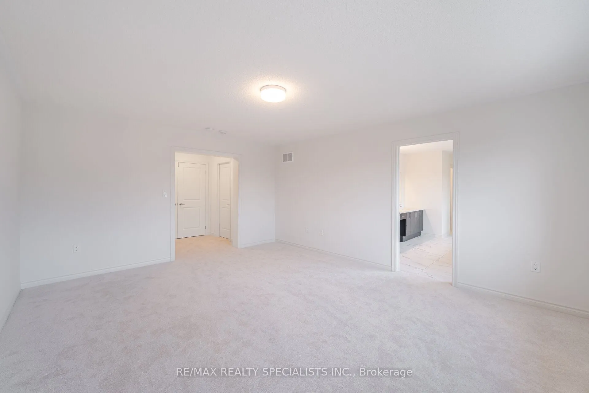 46 Sparrow Way