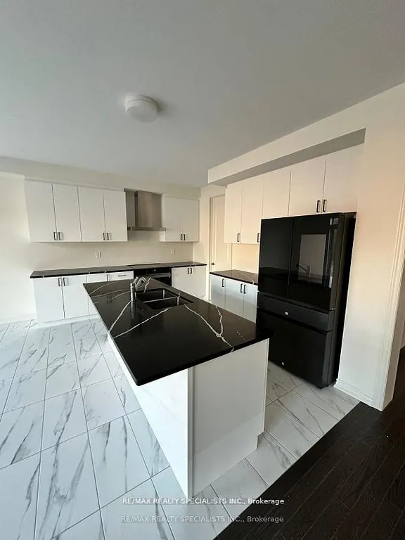 46 Sparrow Way