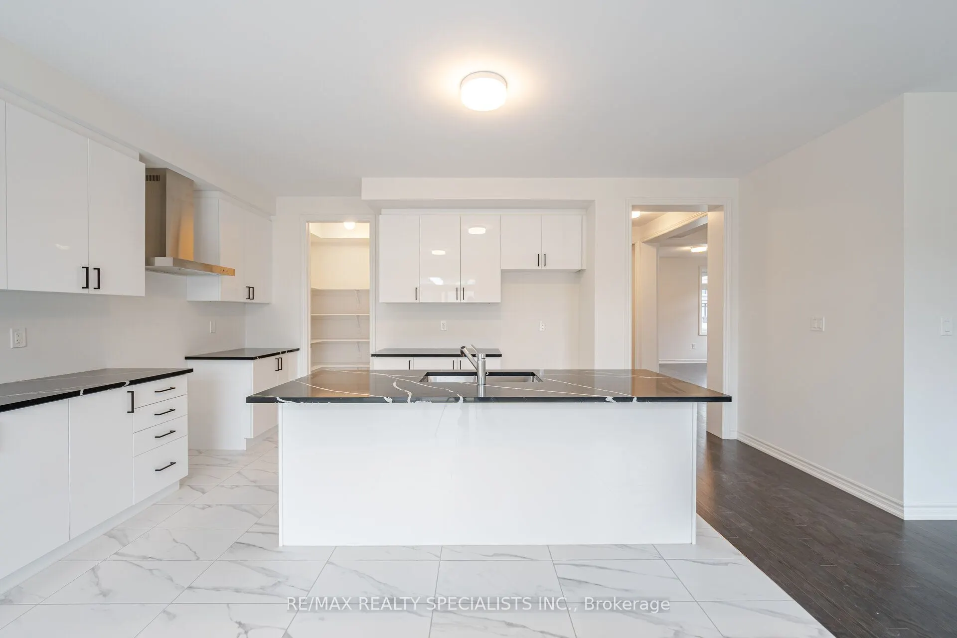 46 Sparrow Way