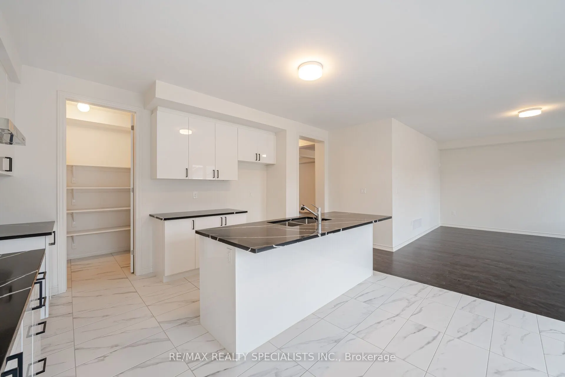 46 Sparrow Way