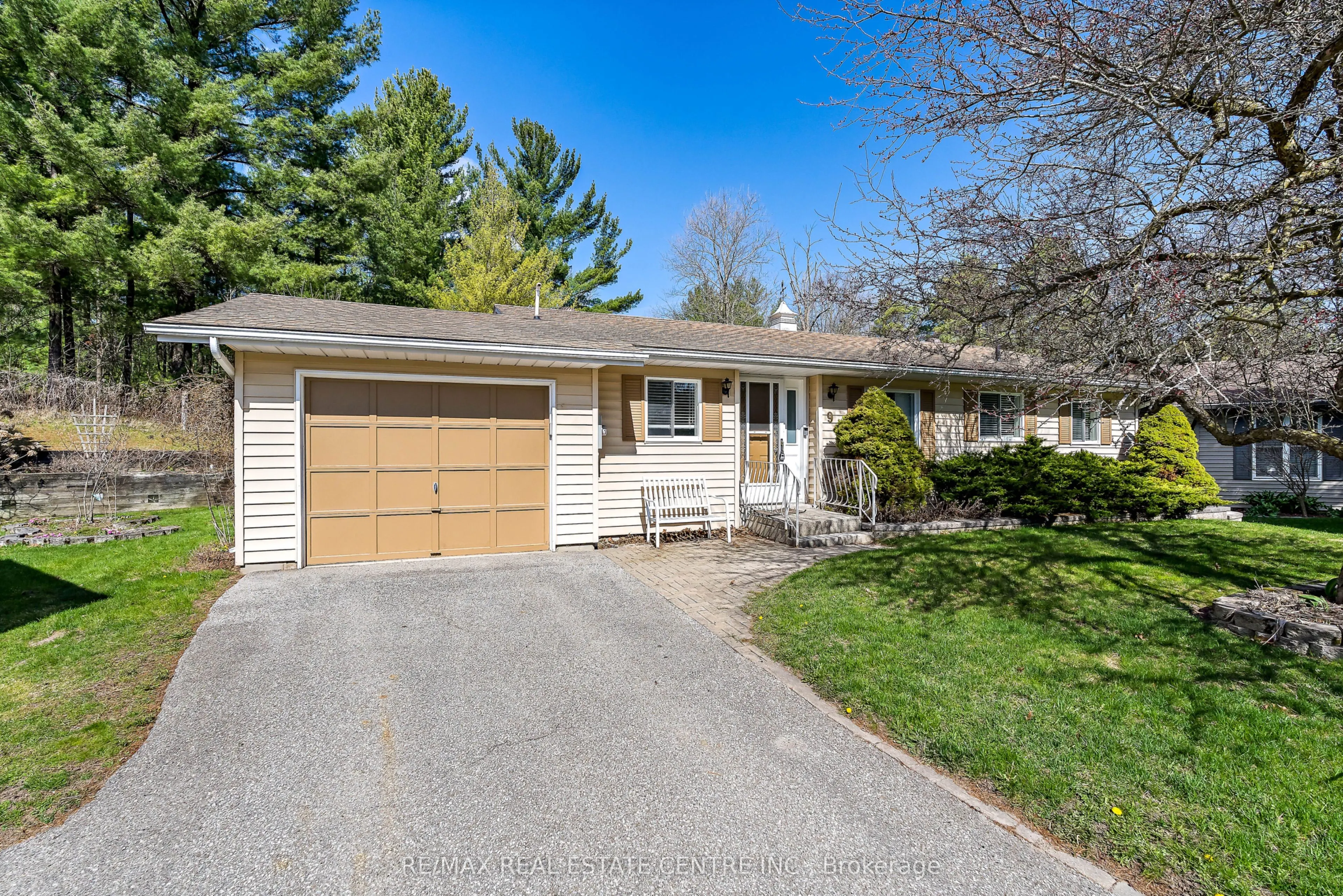 9 Balsam Court