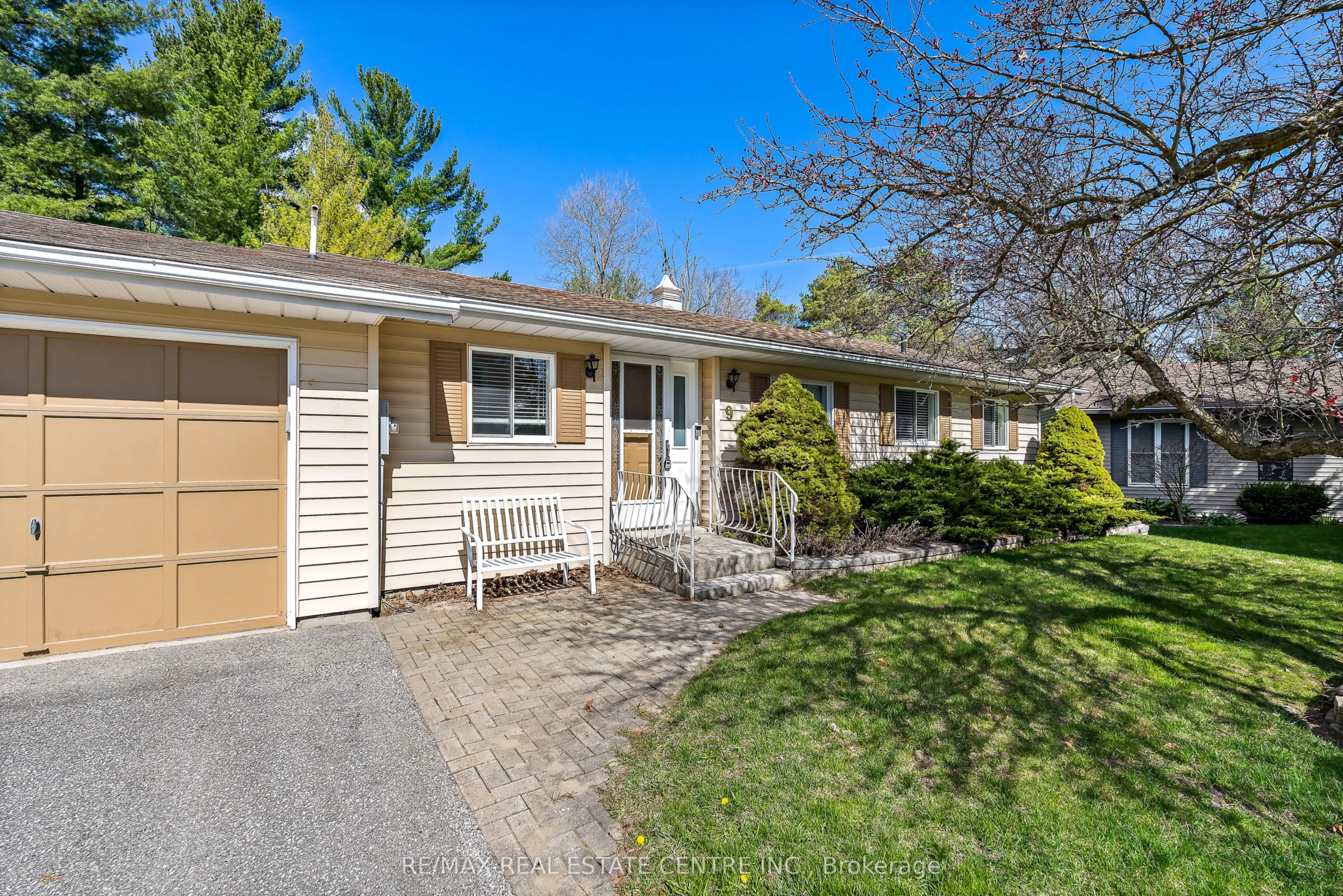 9 Balsam Court