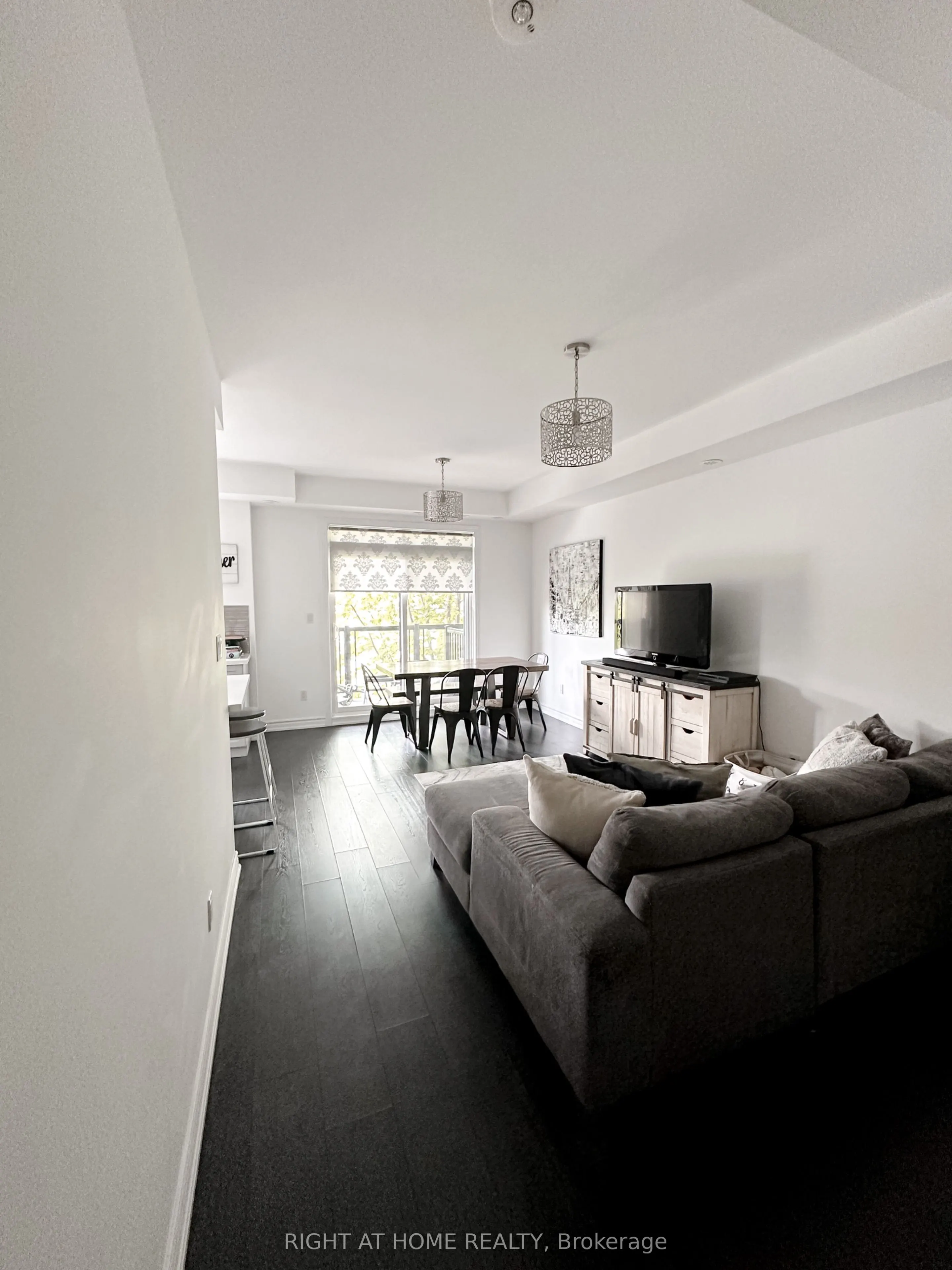 201 Pine Grove Road, #423
