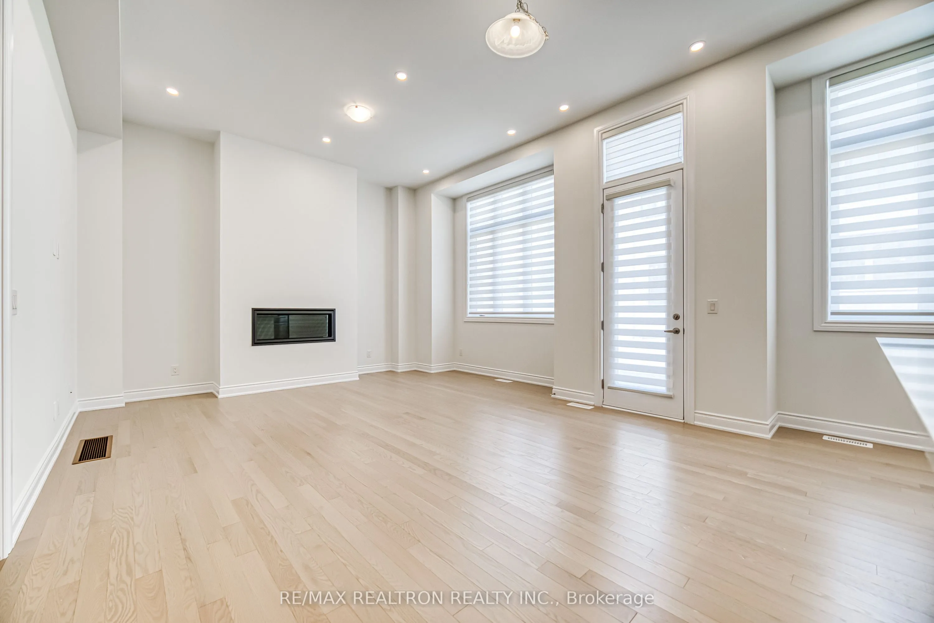 148 Harvey Bunker Crescent
