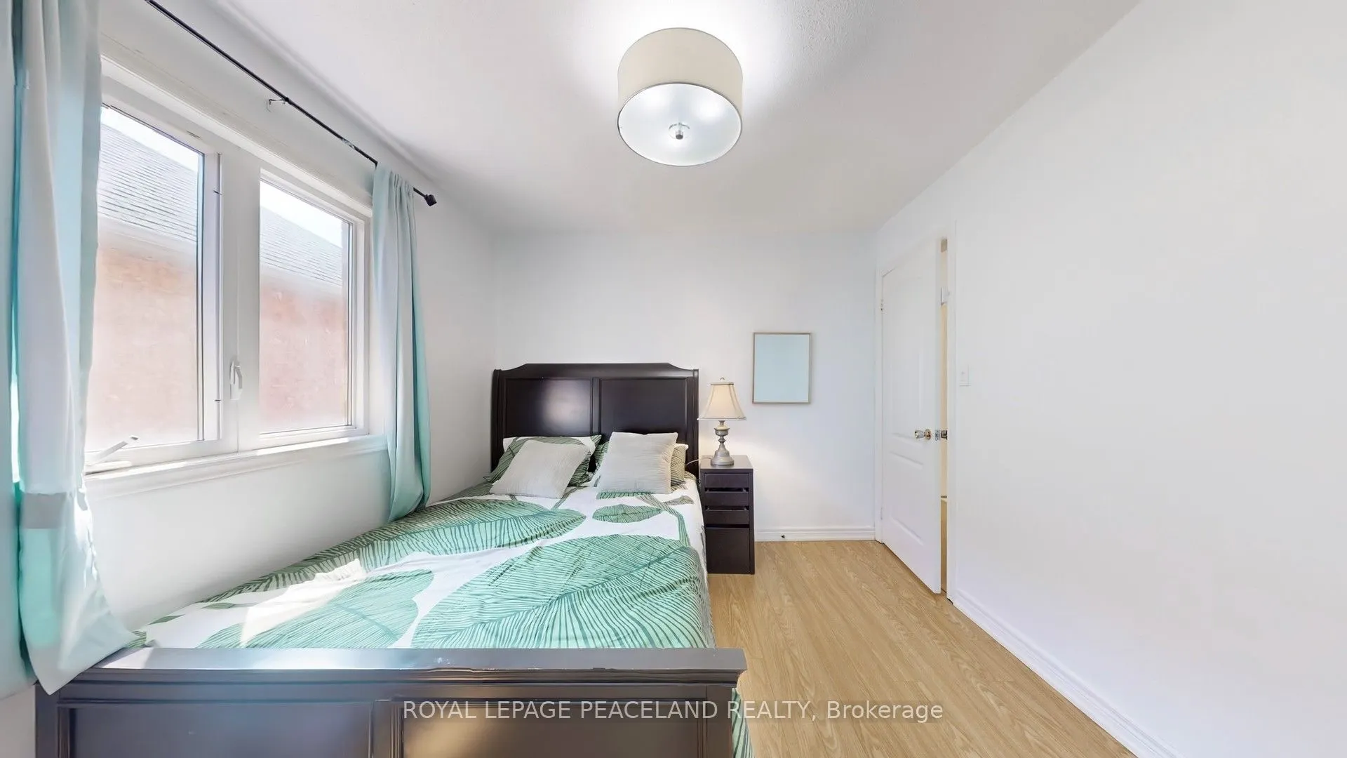 16 Lealinds Road