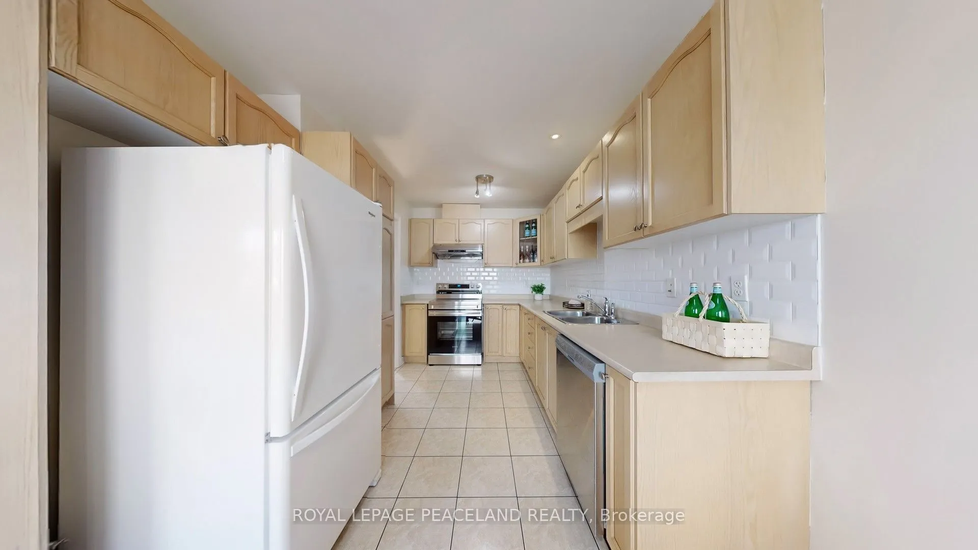 16 Lealinds Road