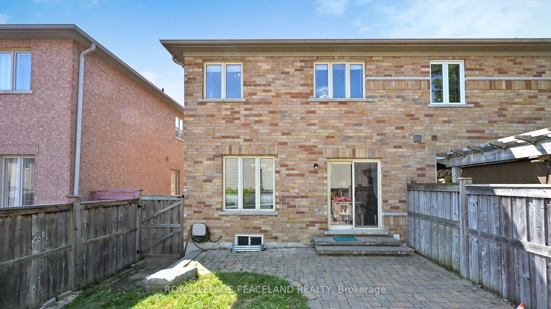 16 Lealinds Road