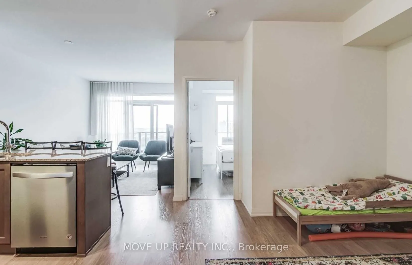 65 Oneida Crescent, #1007