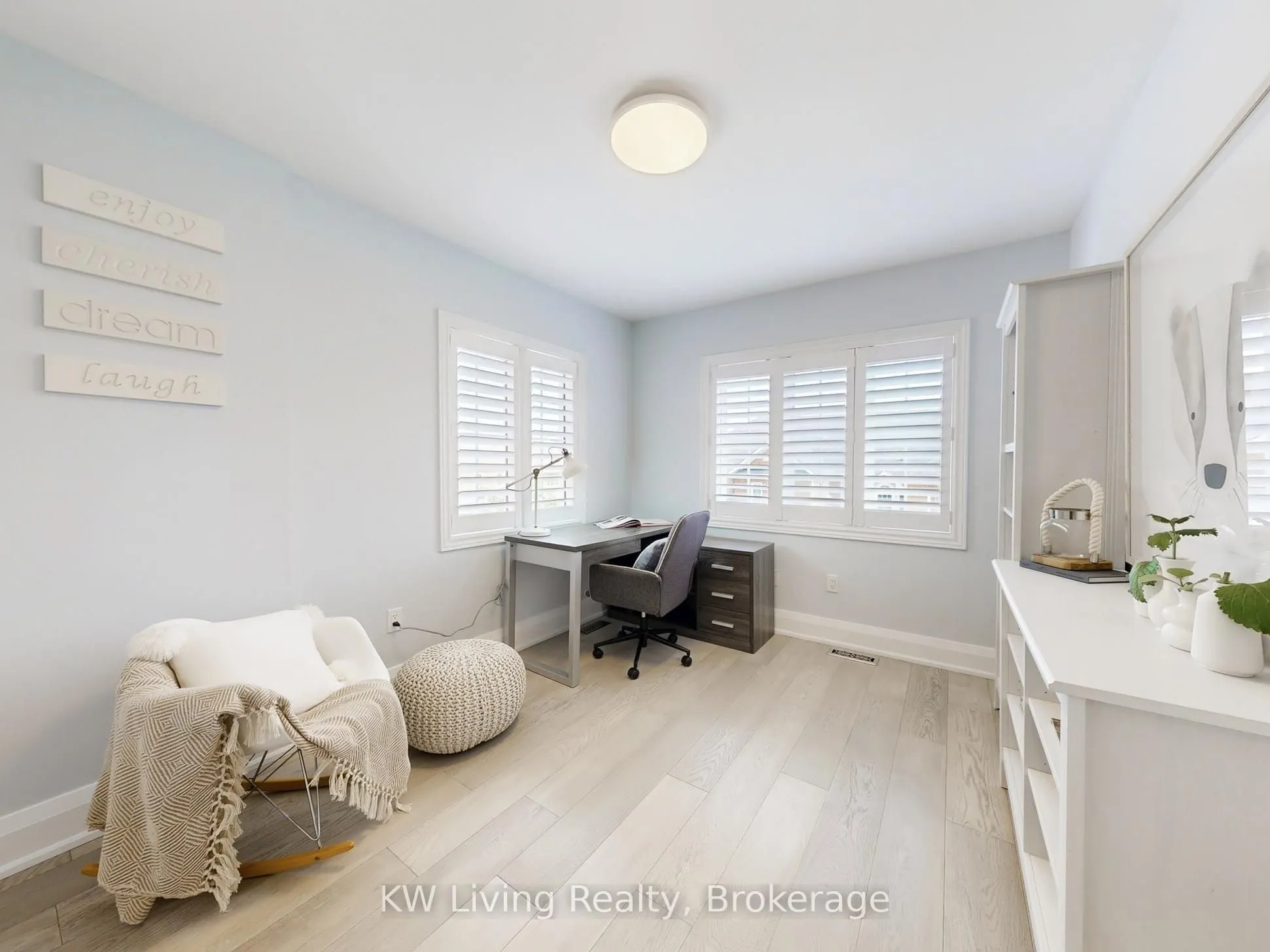 190 Harding Boulevard W, #121