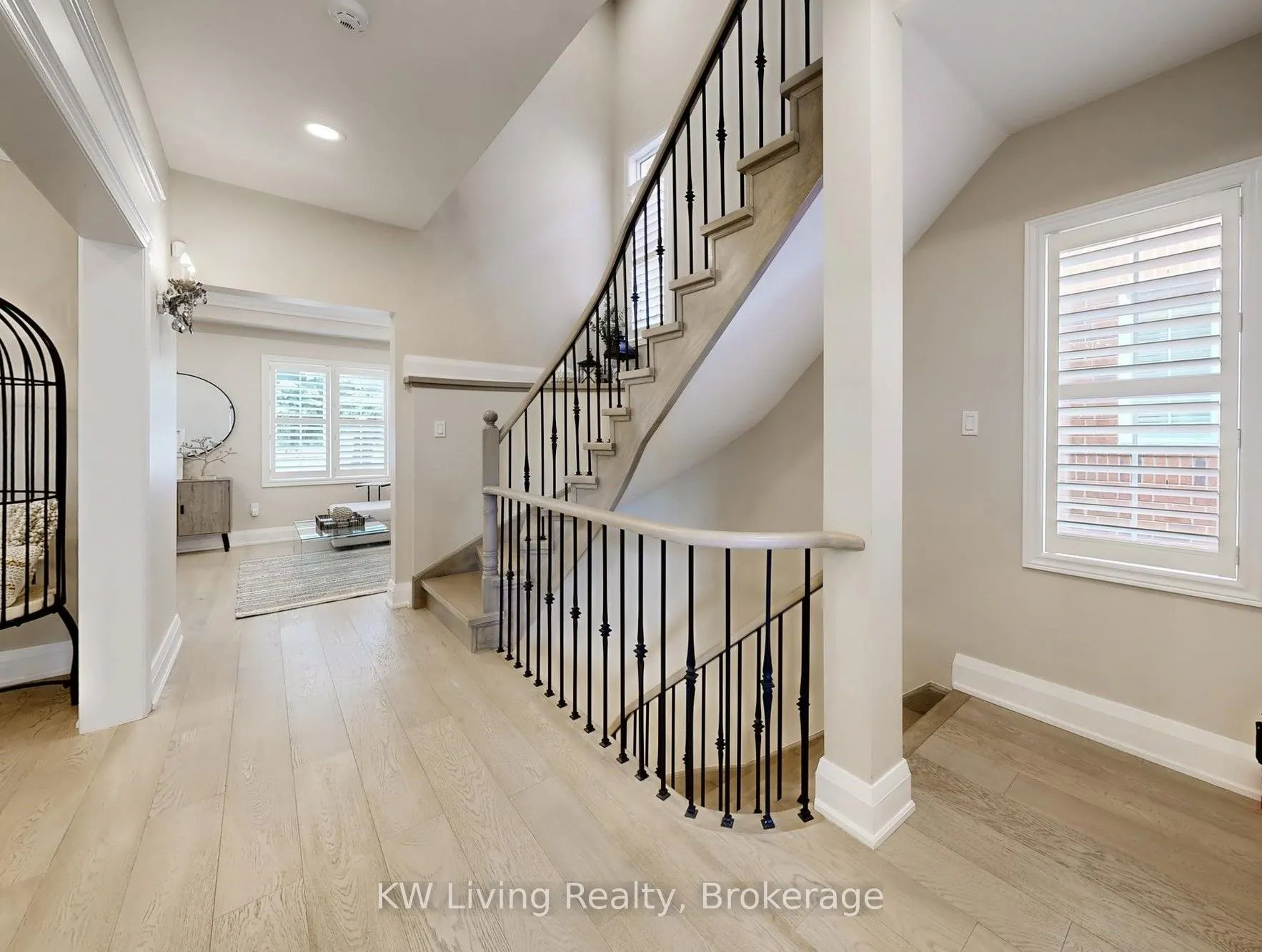 190 Harding Boulevard W, #121