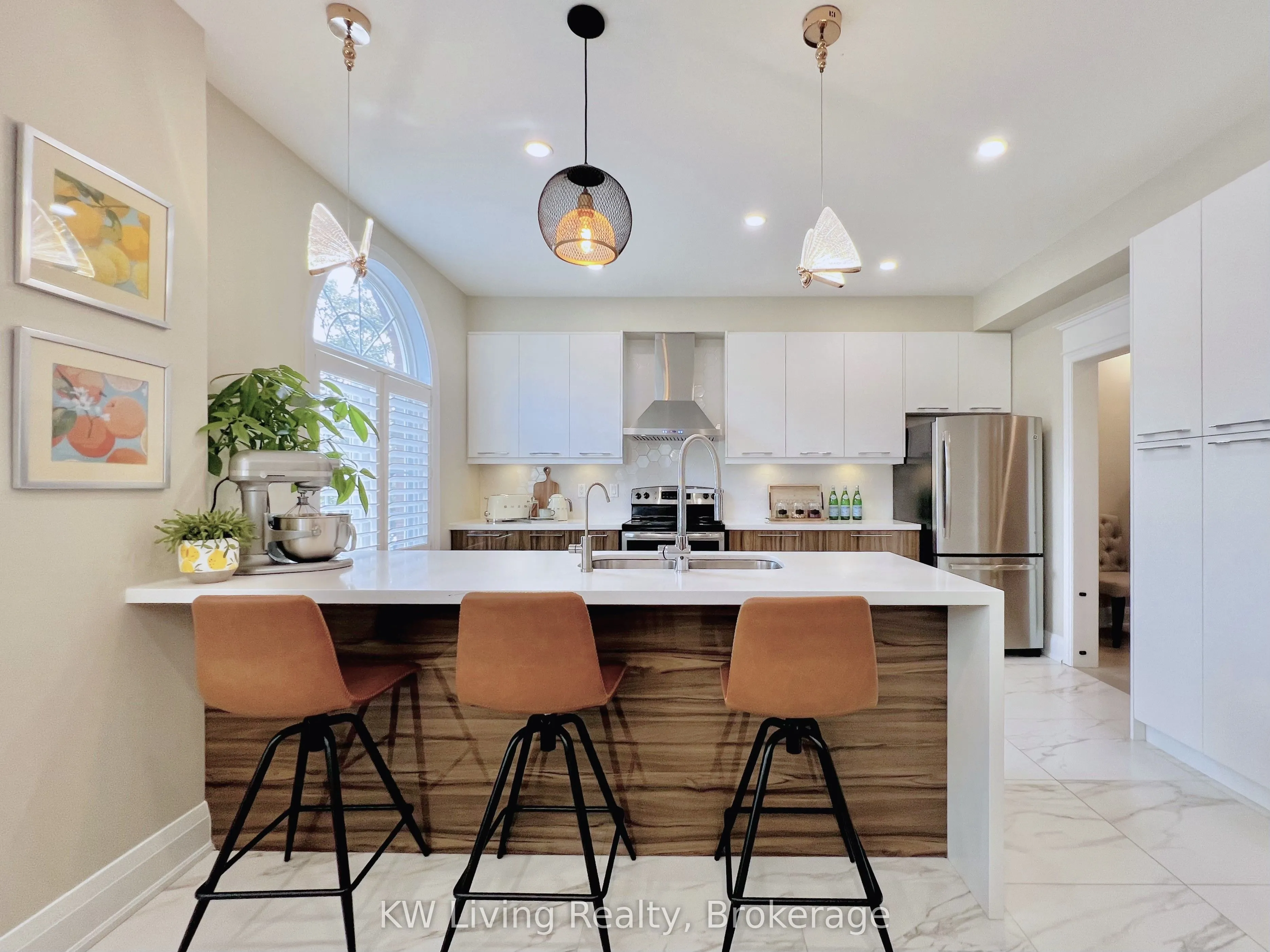190 Harding Boulevard W, #121