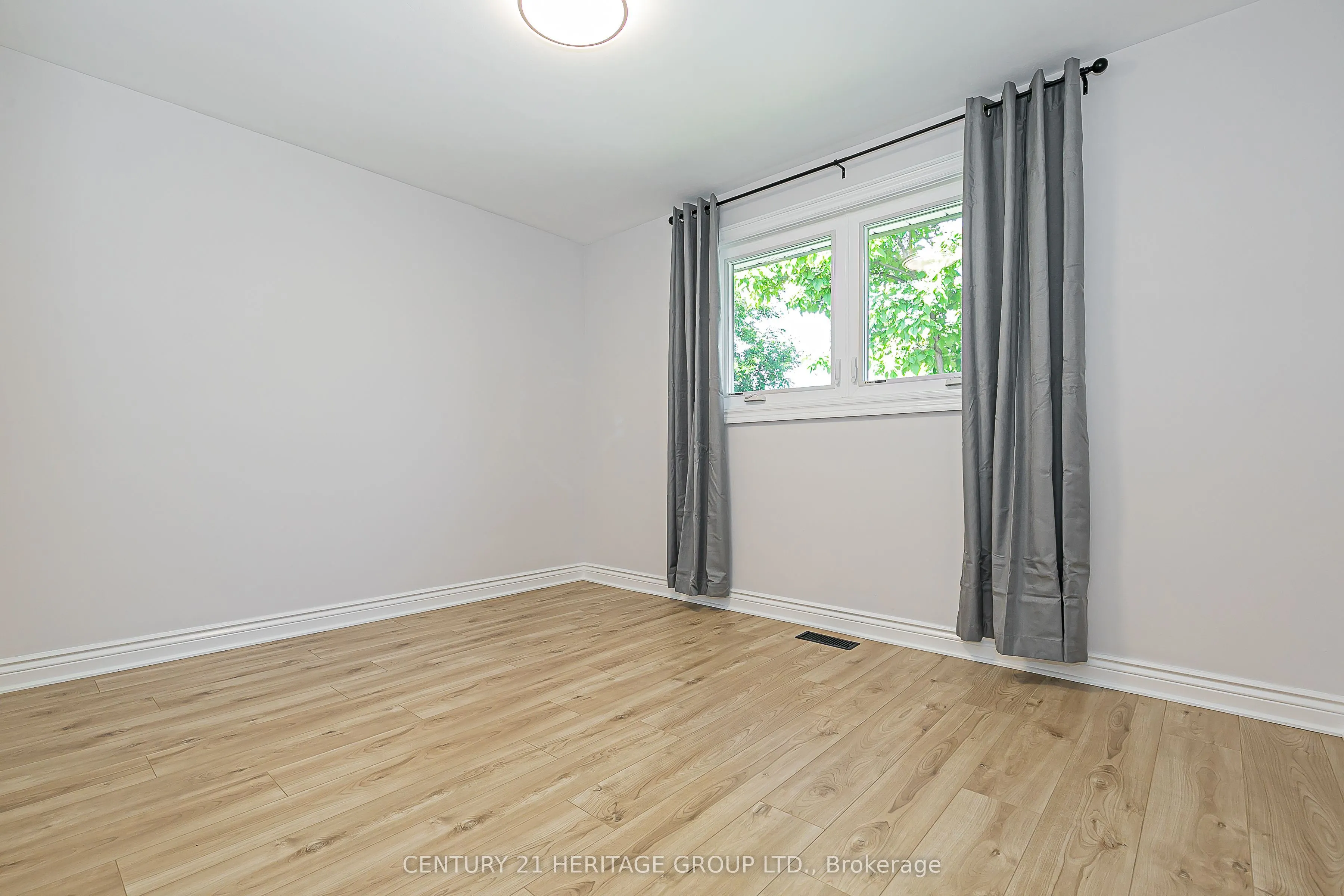 225 Septonne Avenue, #A