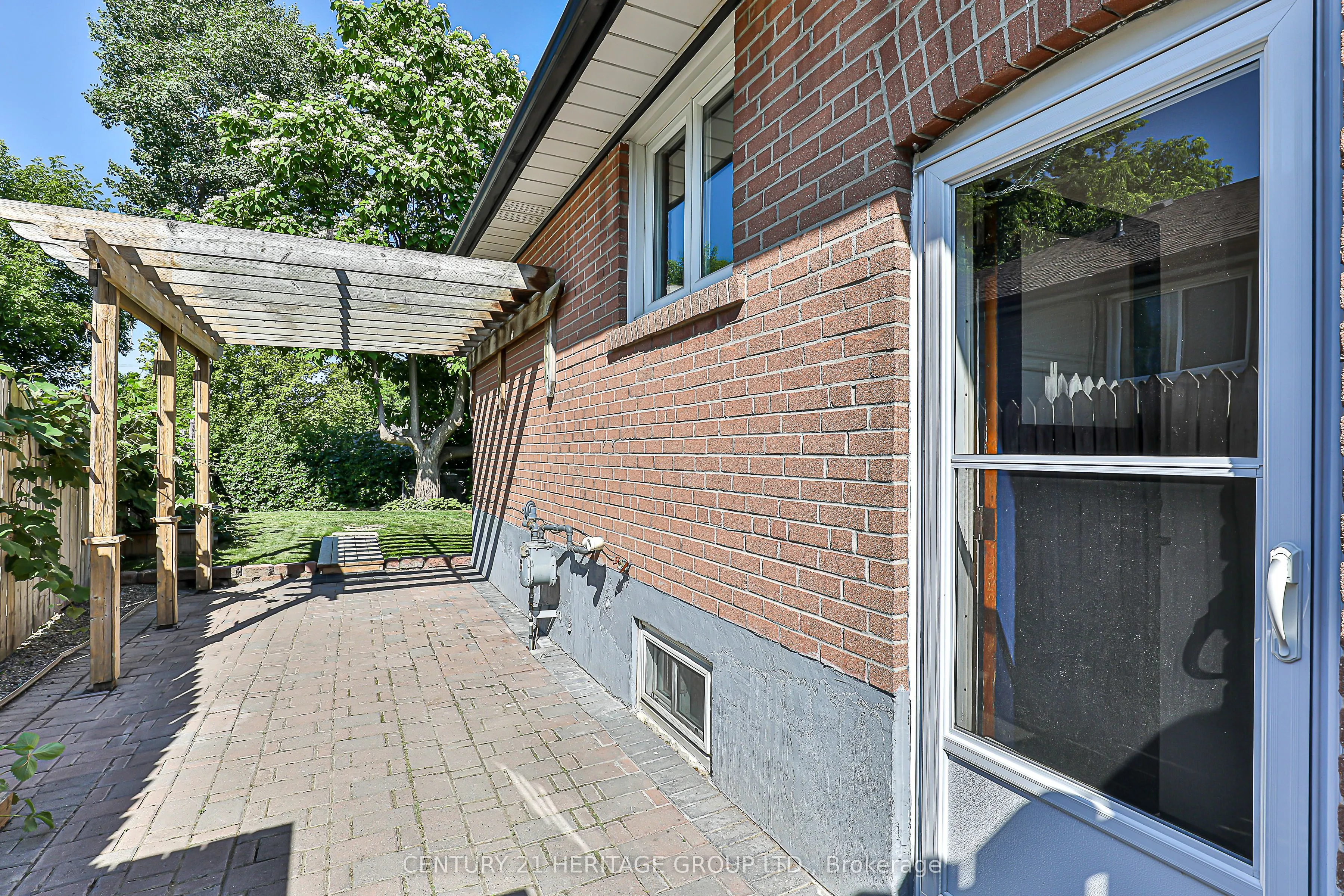 225 Septonne Avenue, #A