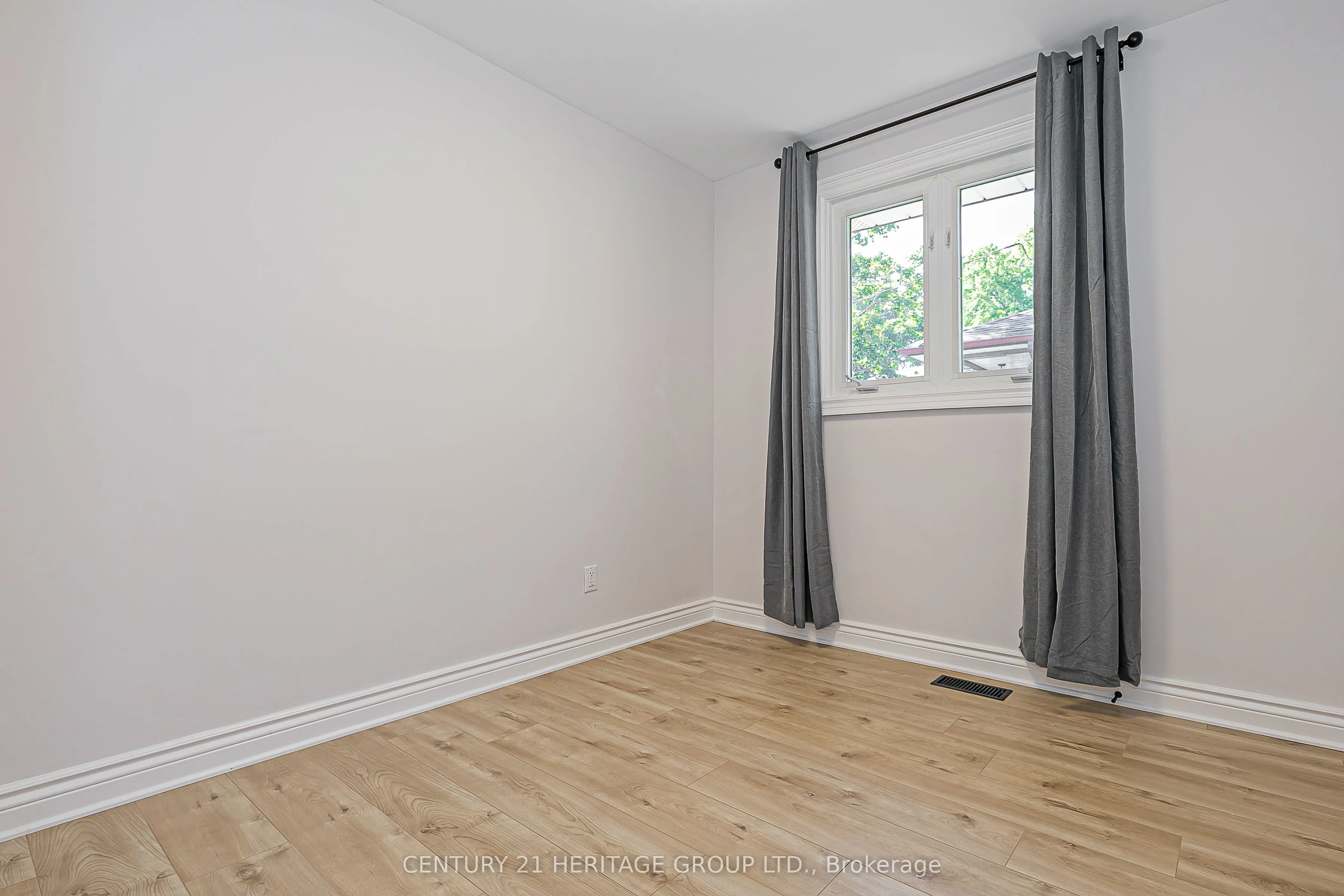 225 Septonne Avenue, #A