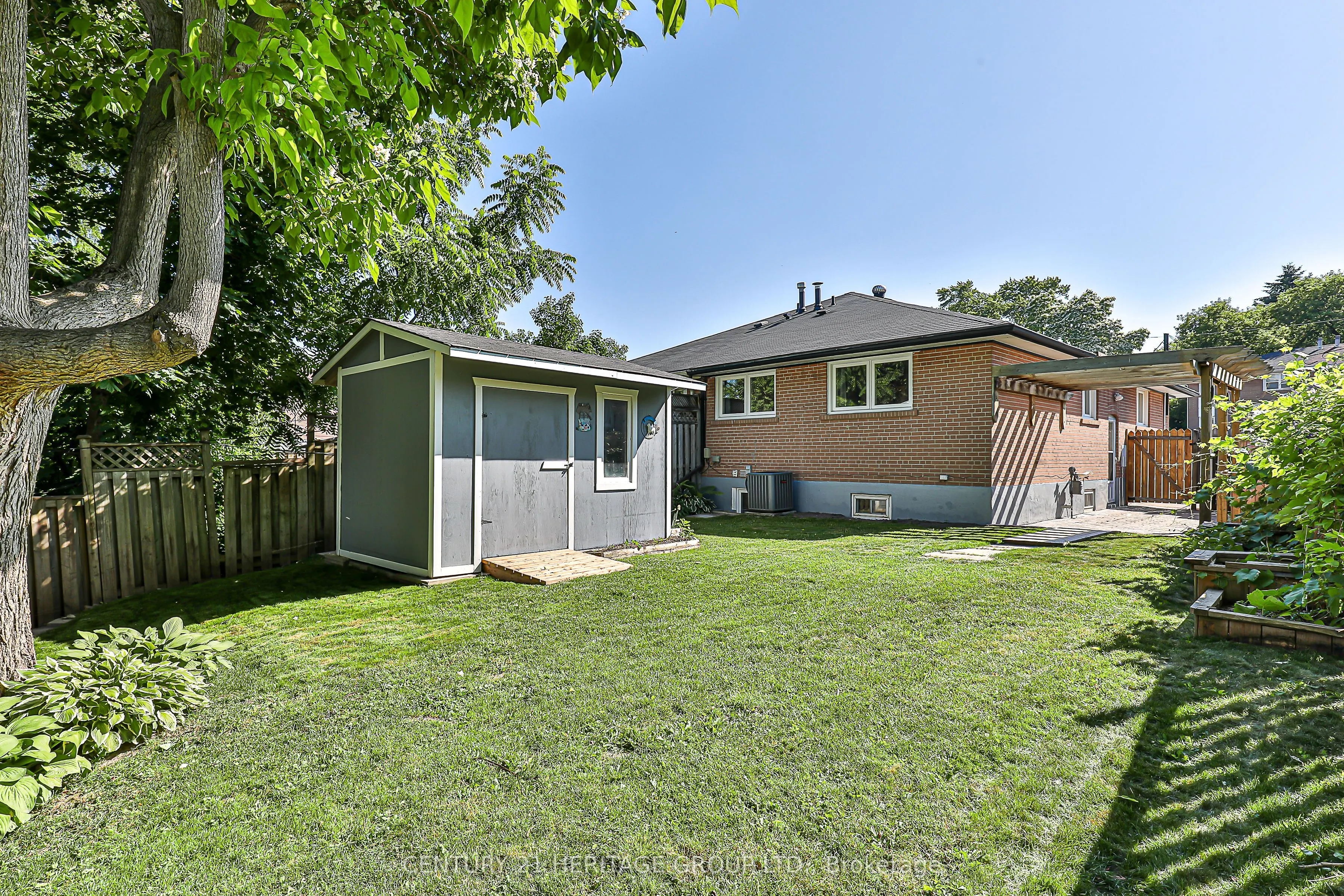 225 Septonne Avenue, #A