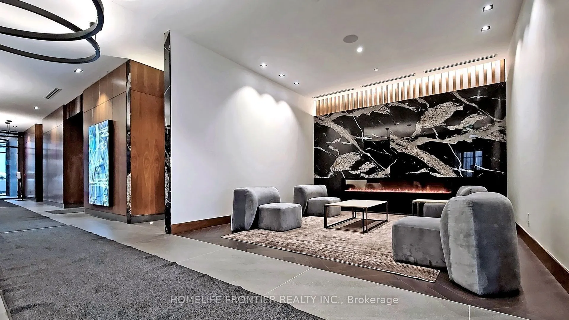 7895 Jane Street, #1001