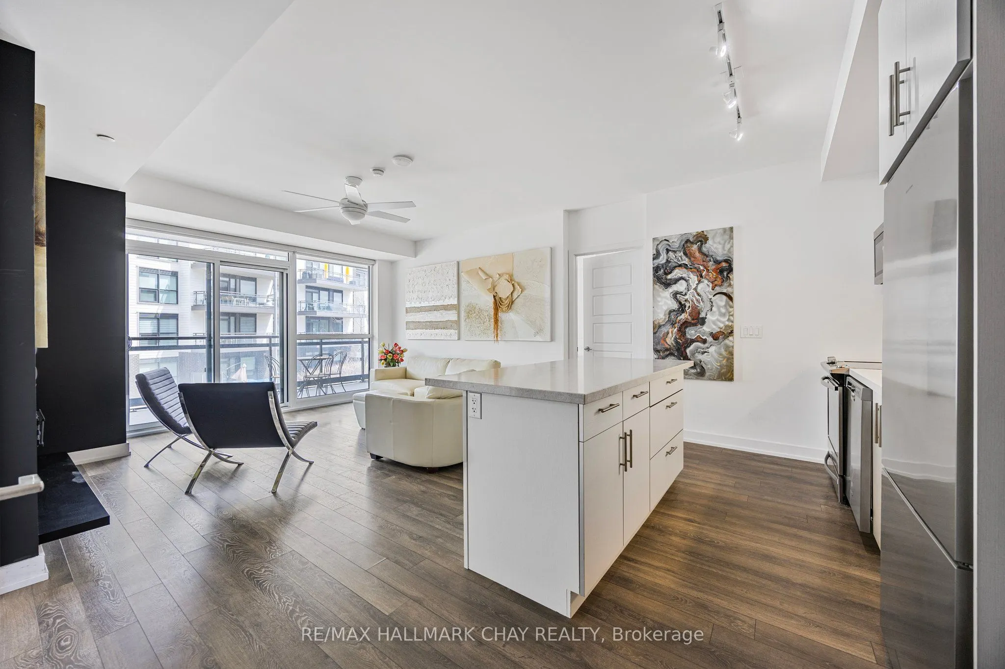 333 Sea Ray Avenue, #207D