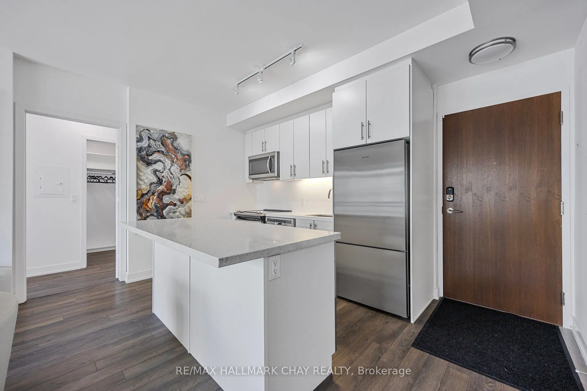 333 Sea Ray Avenue, #207D