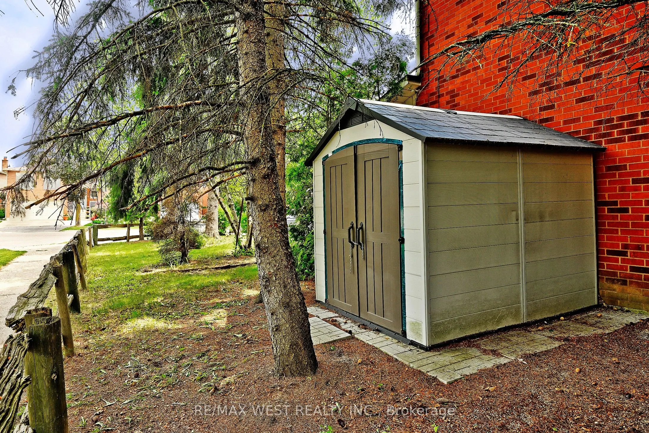 348 Brownridge Drive
