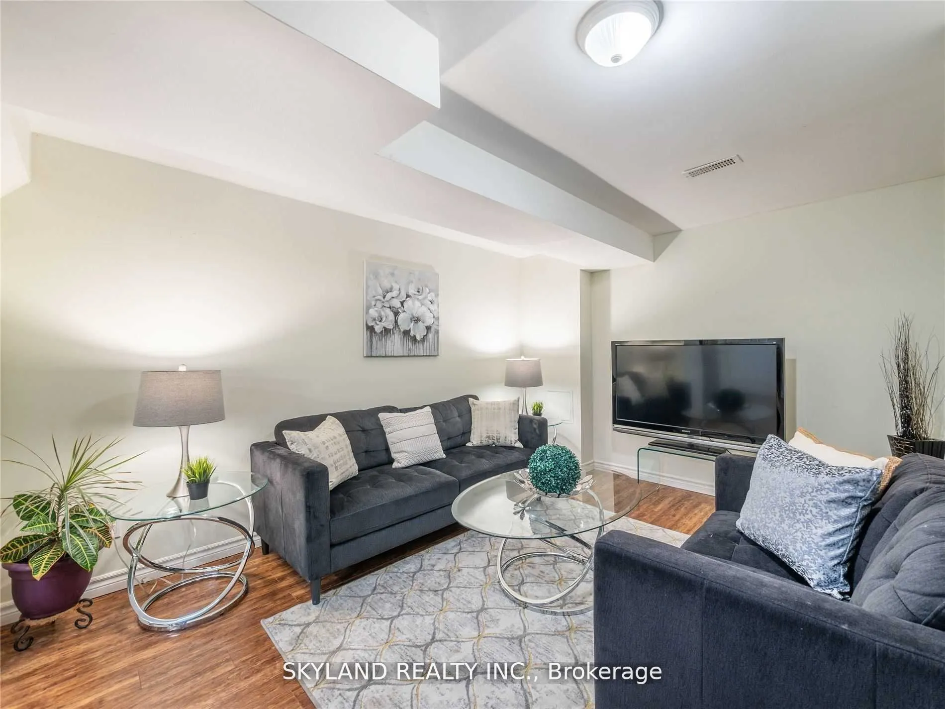 384 Spruce Grove Crescent, #Bsmt