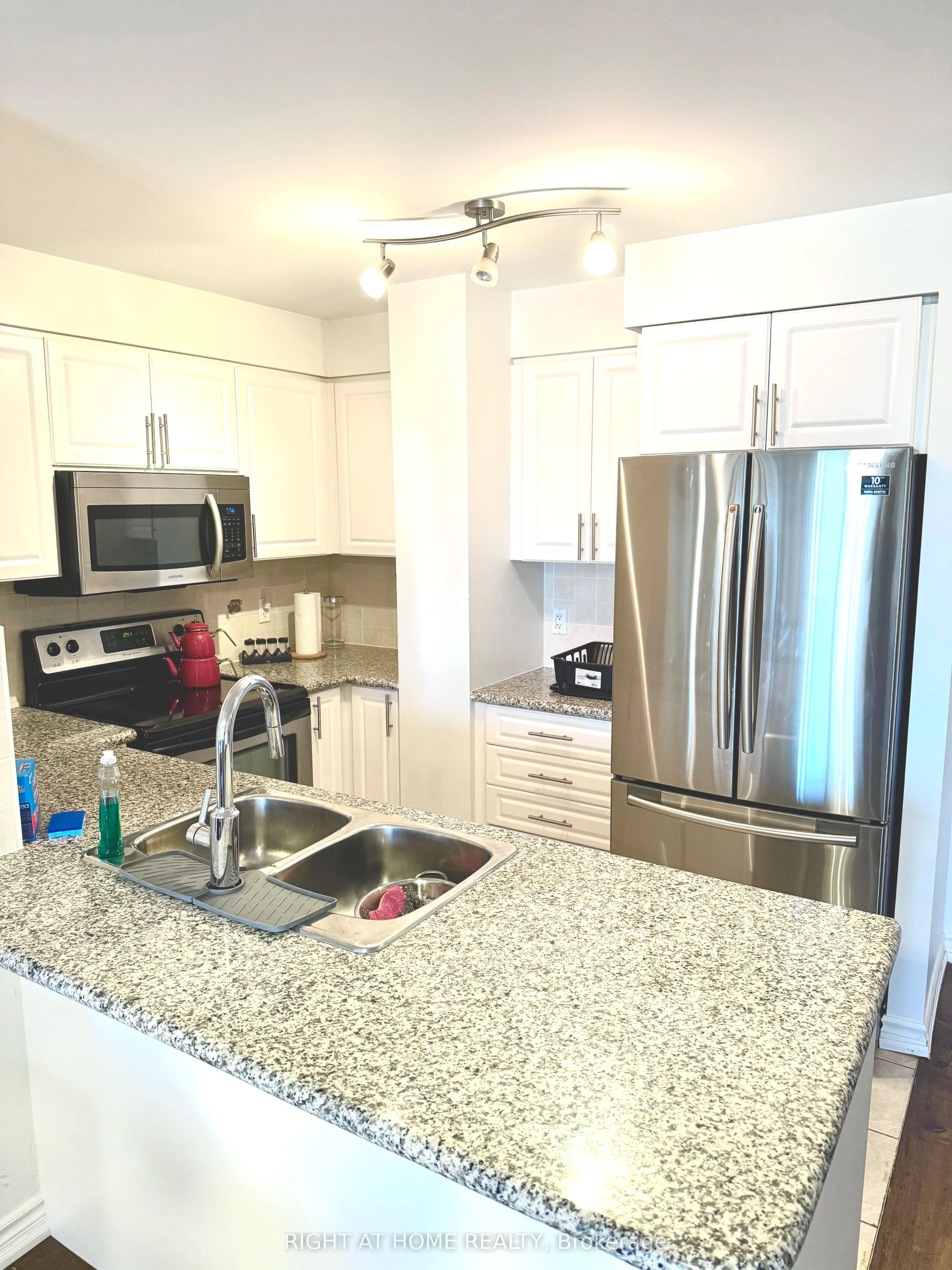 18 Harding Boulevard, #926