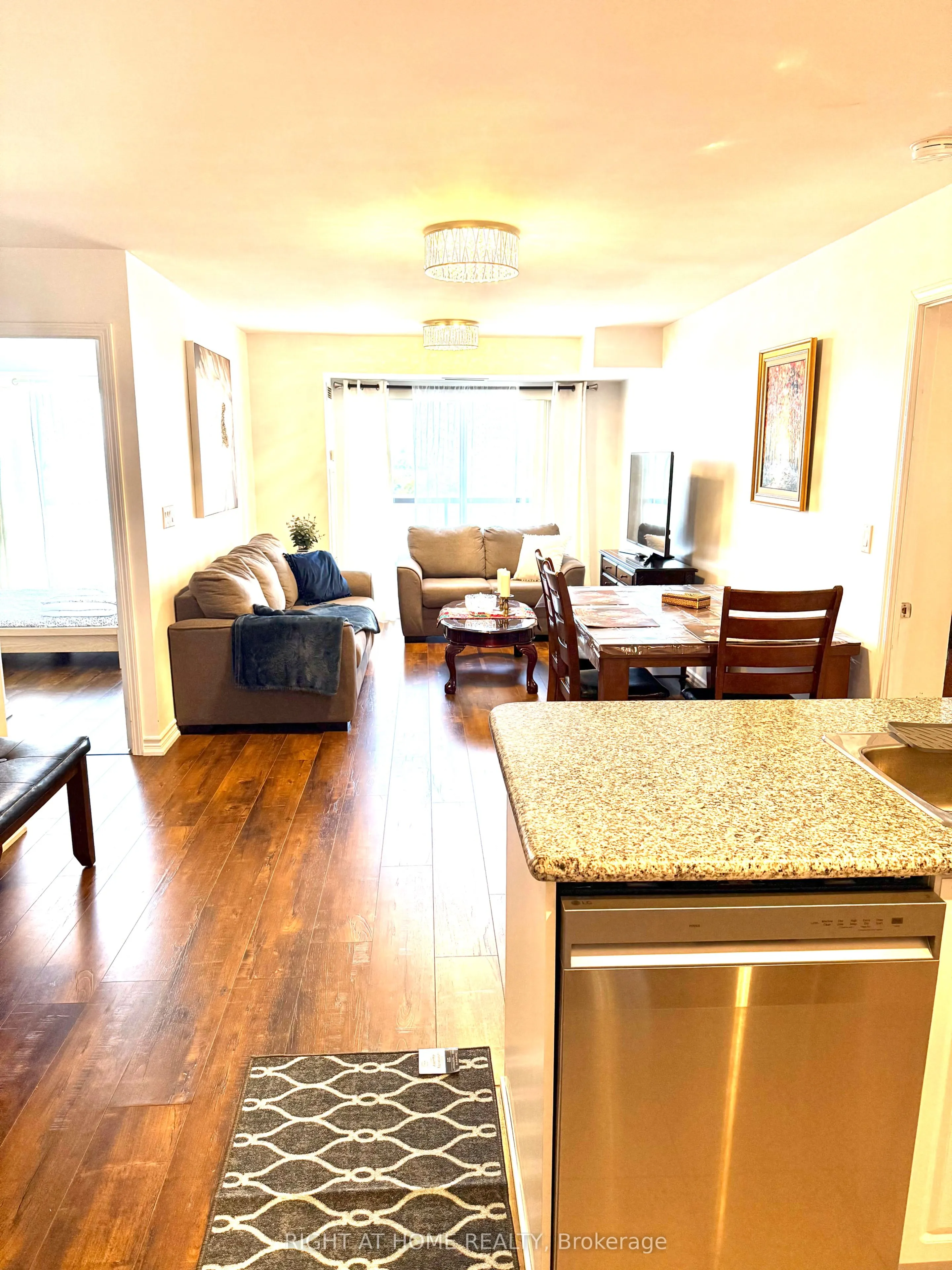 18 Harding Boulevard, #926