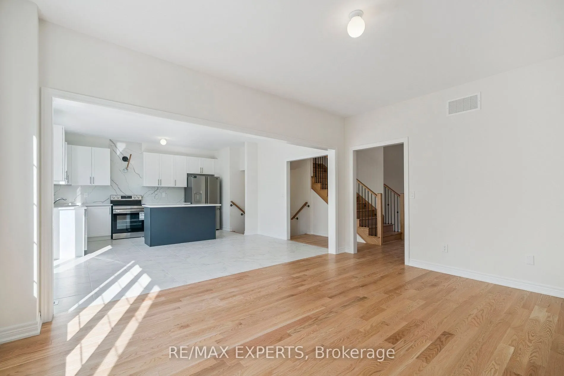 1430 Davis Loop Circle