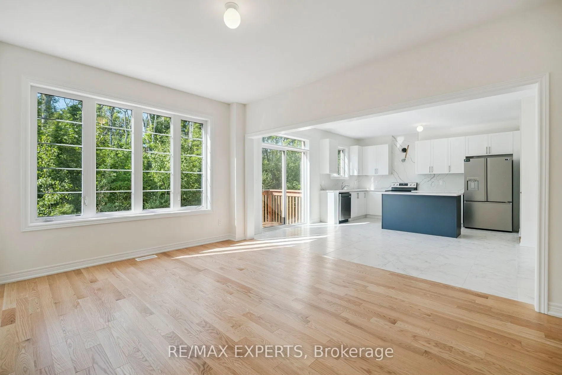 1430 Davis Loop Circle