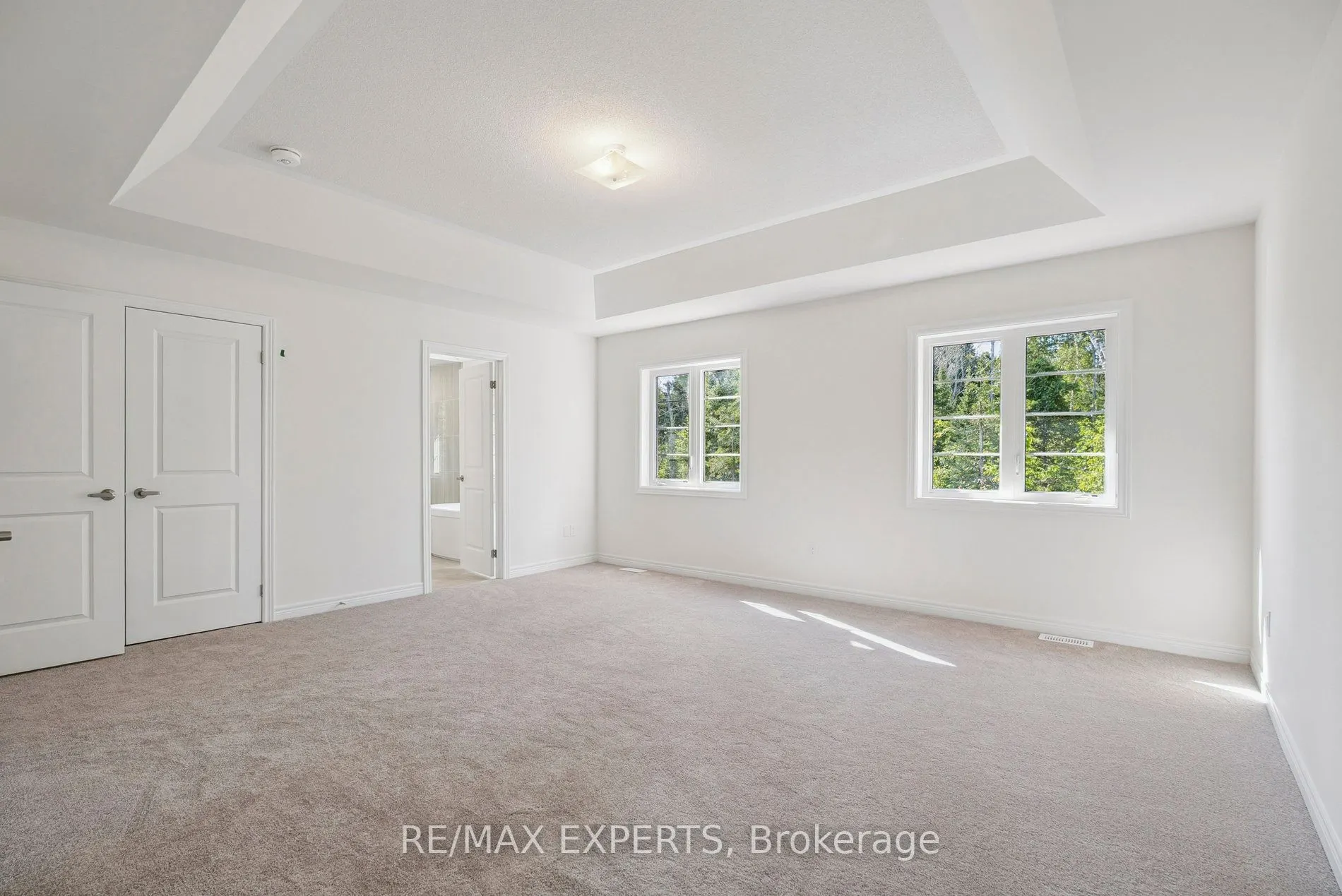 1430 Davis Loop Circle
