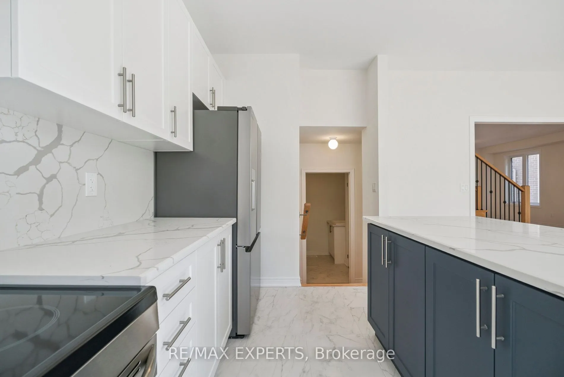 1430 Davis Loop Circle