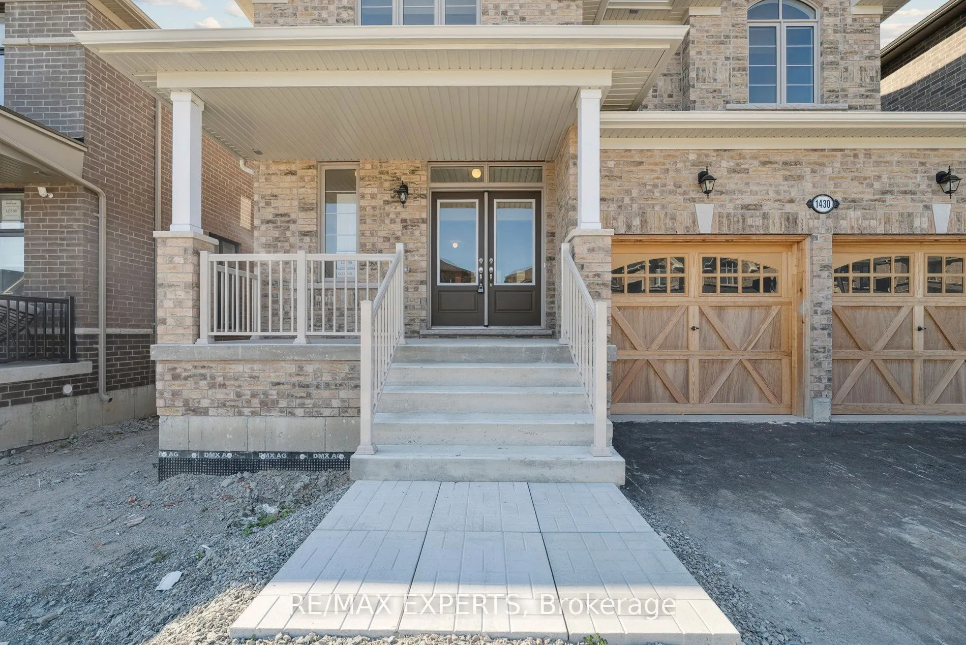 1430 Davis Loop Circle