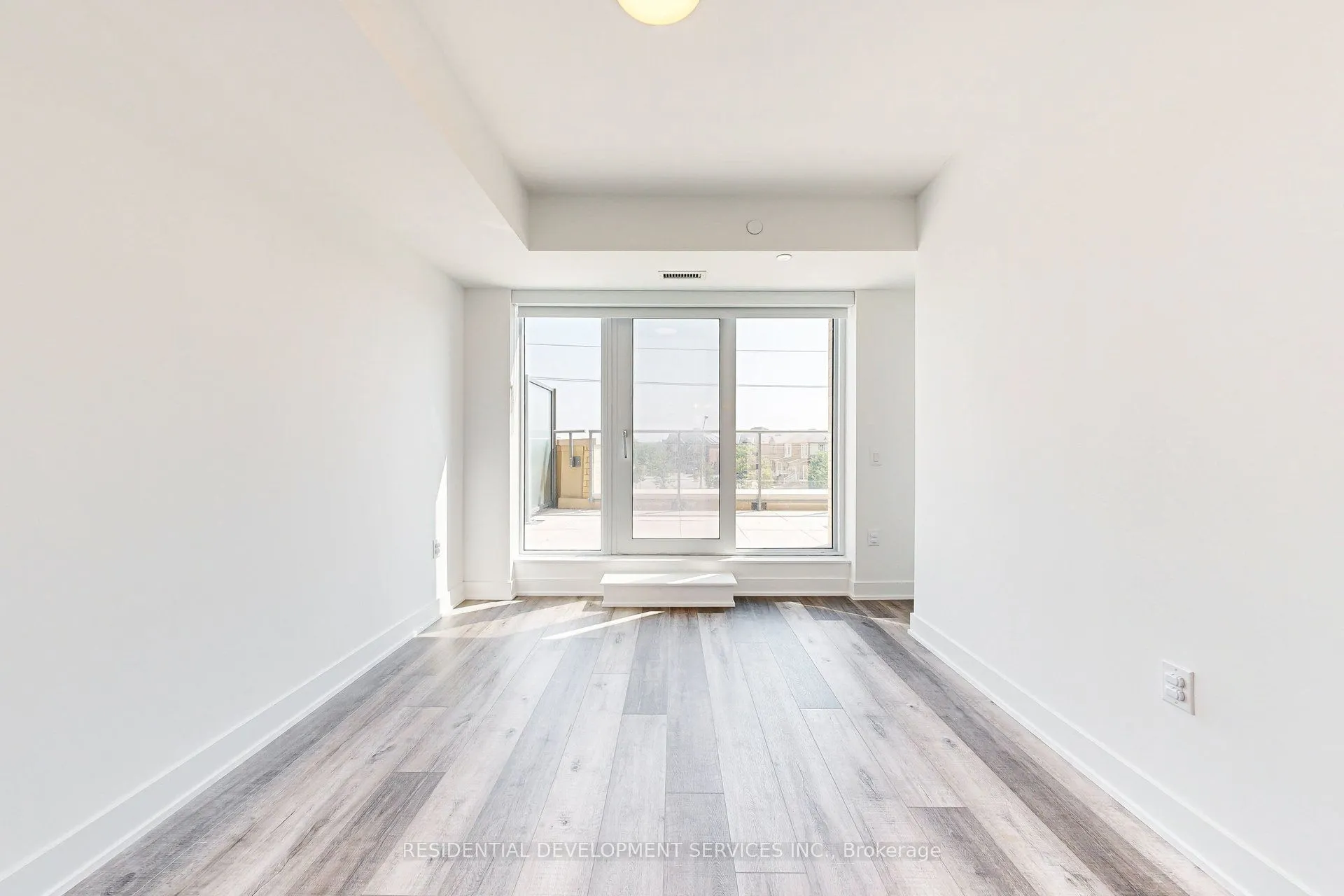 11782 Ninth Line, #308