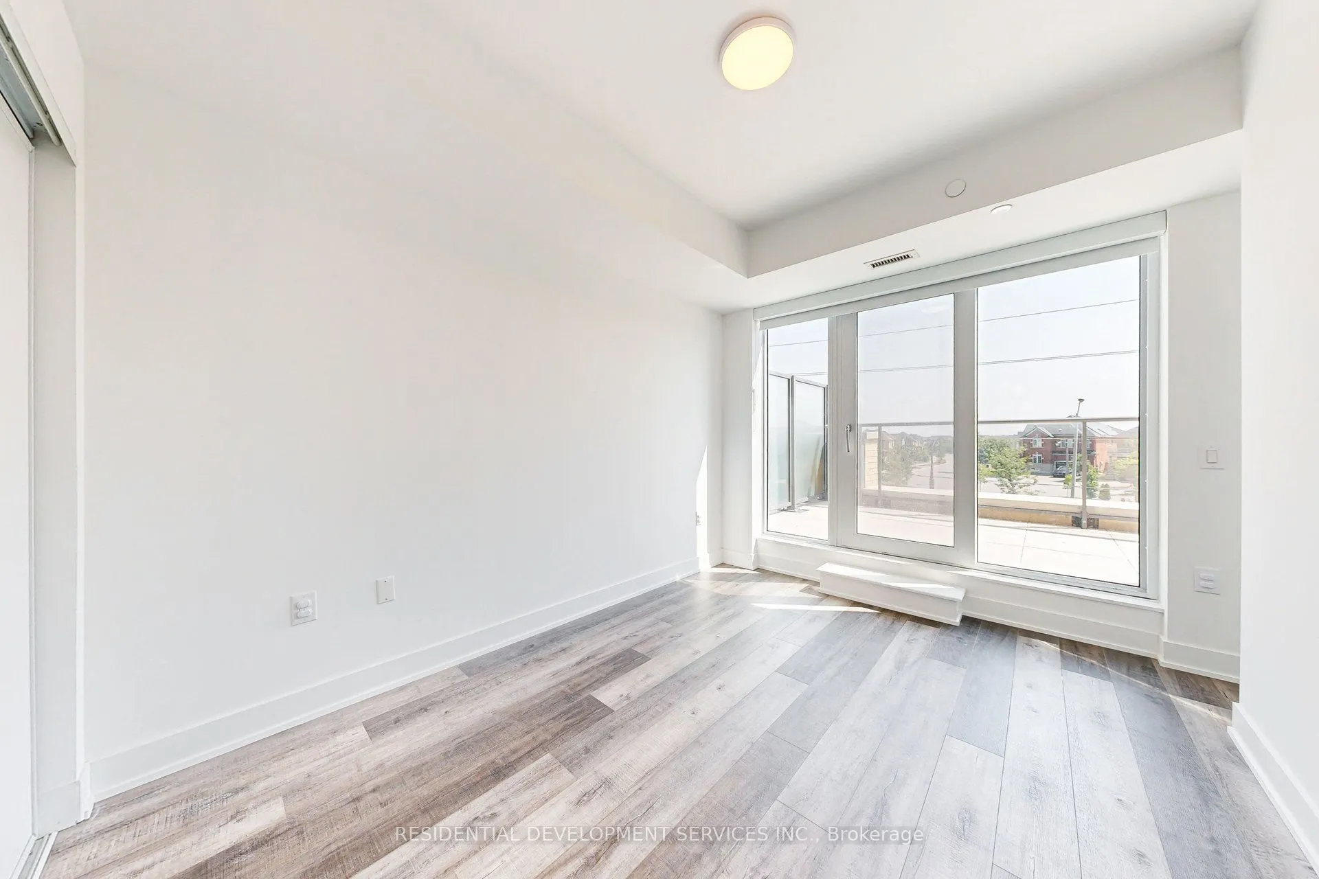 11782 Ninth Line, #308